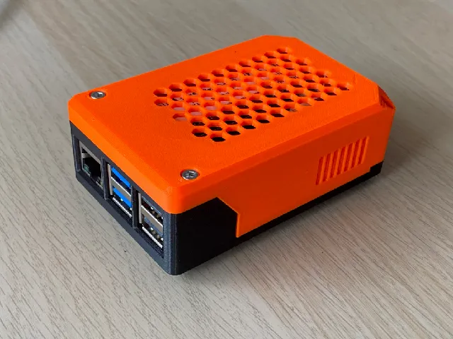 Raspberry Pi5 + Geekworm X1001 NVMe SSD