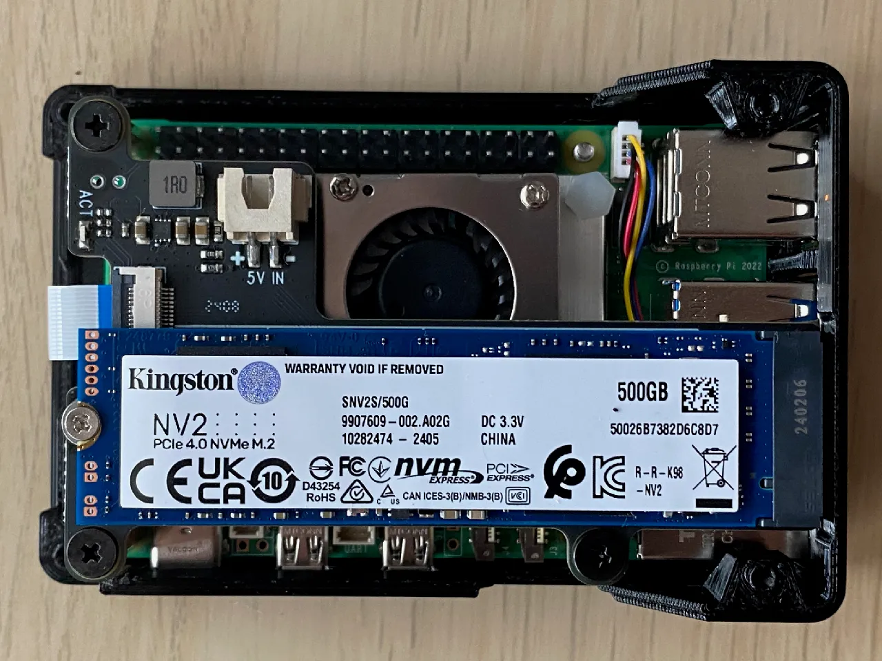 Raspberry Pi5 + Geekworm X1001 NVMe SSD Case by JetSteam