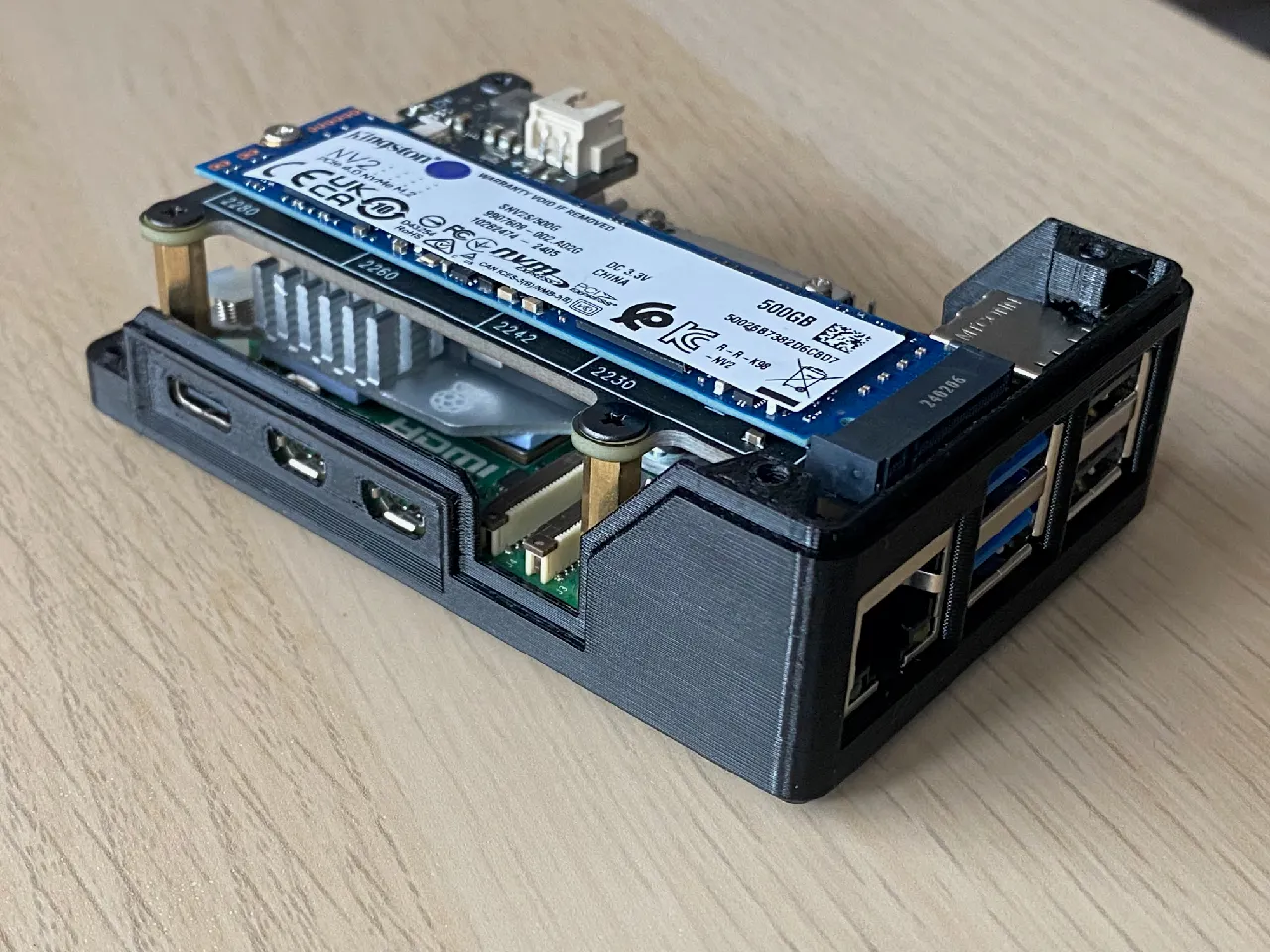 Raspberry Pi5 + Geekworm X1001 NVMe SSD Case by JetSteam