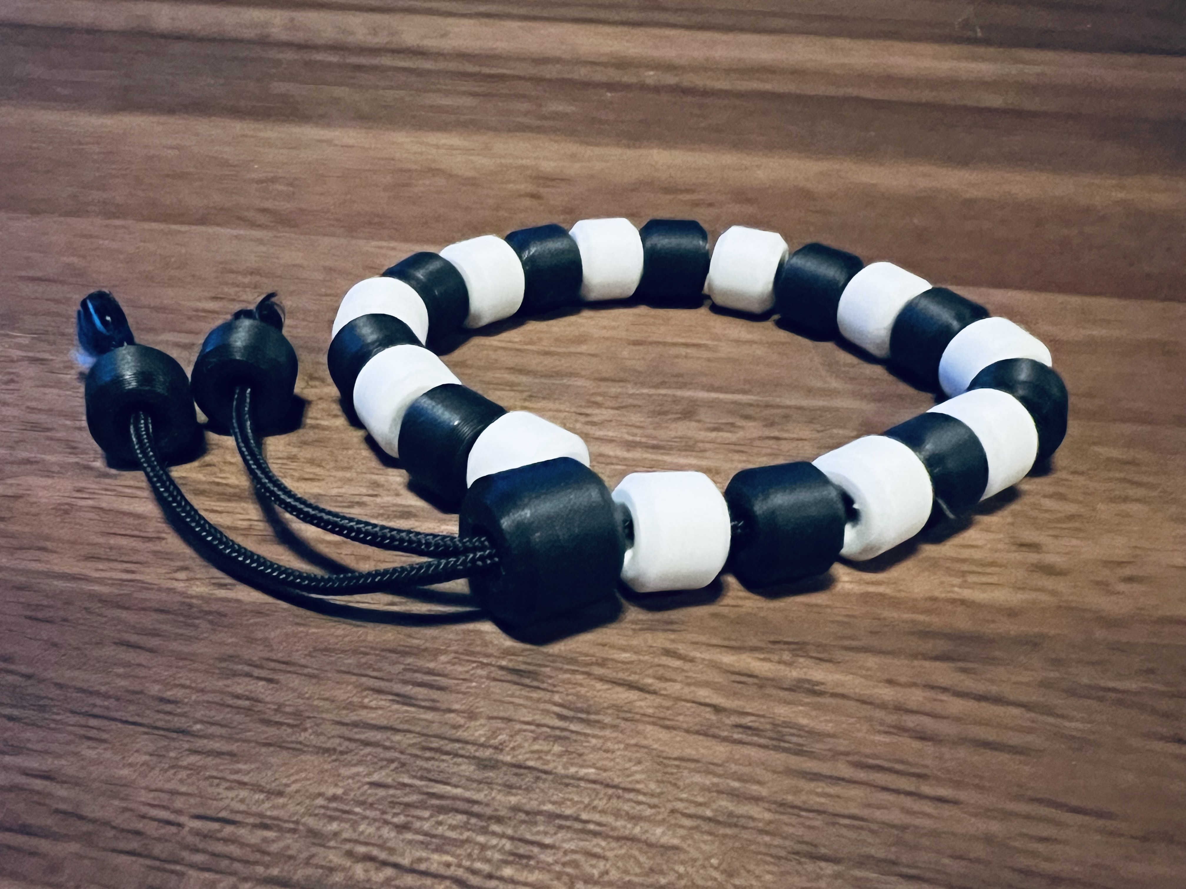 Komboloi beads for type 1 (100) Paracord and lanyard beads for type 111 (550) paracord