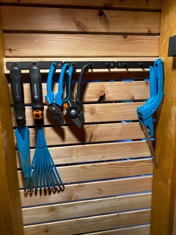 Gardena Tool Hook by luckiesdavid | Download free STL model ...