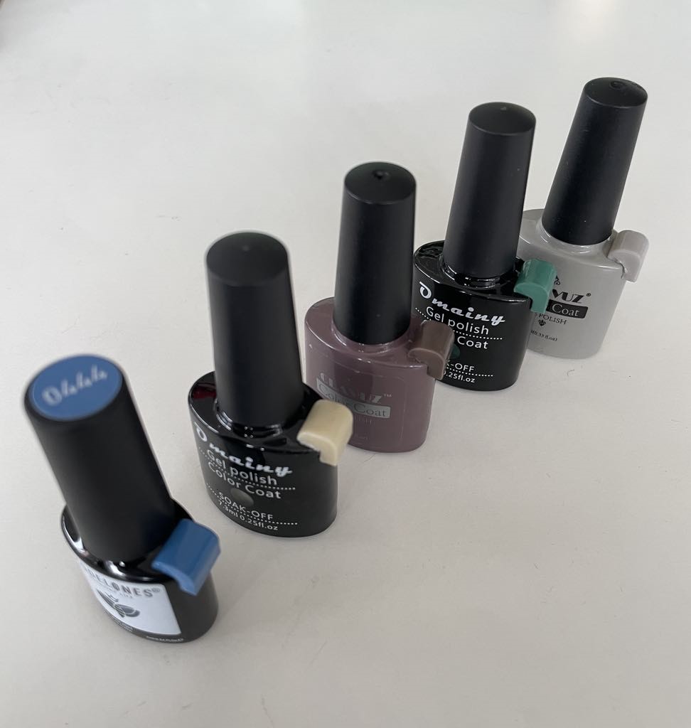 Swatch for gel nail polish bottles (Glue on)