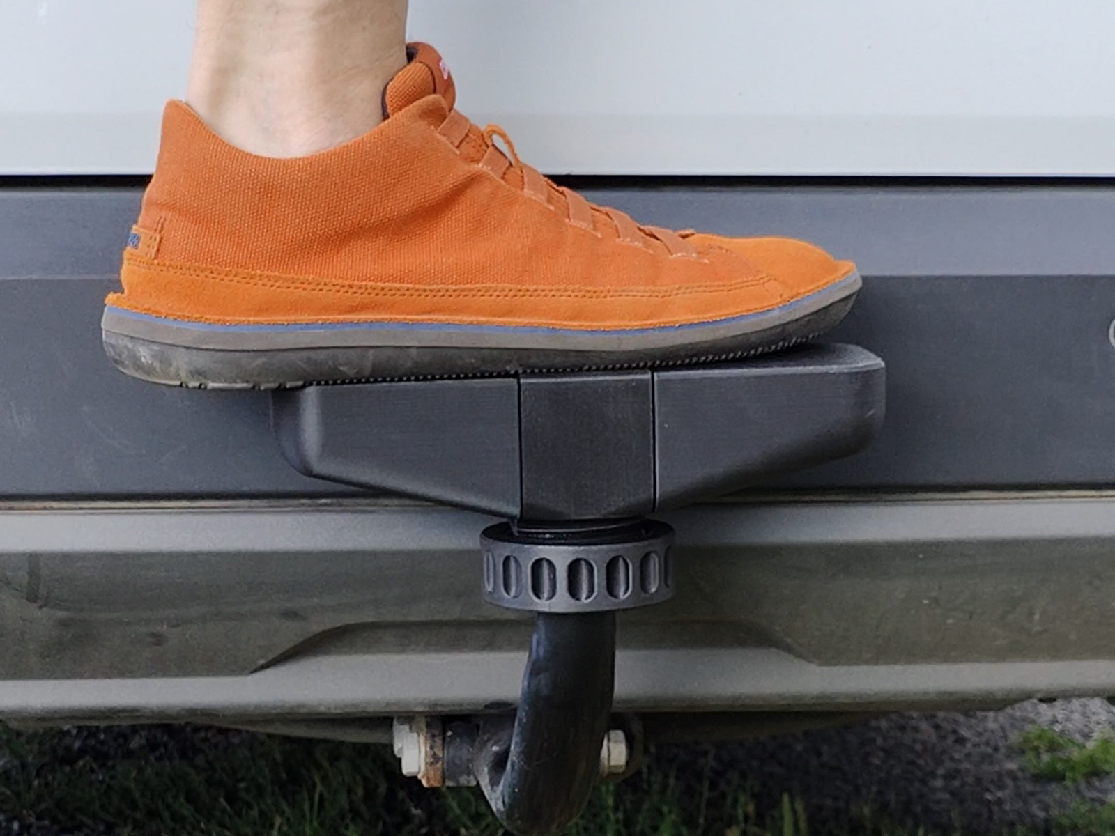Towbar step