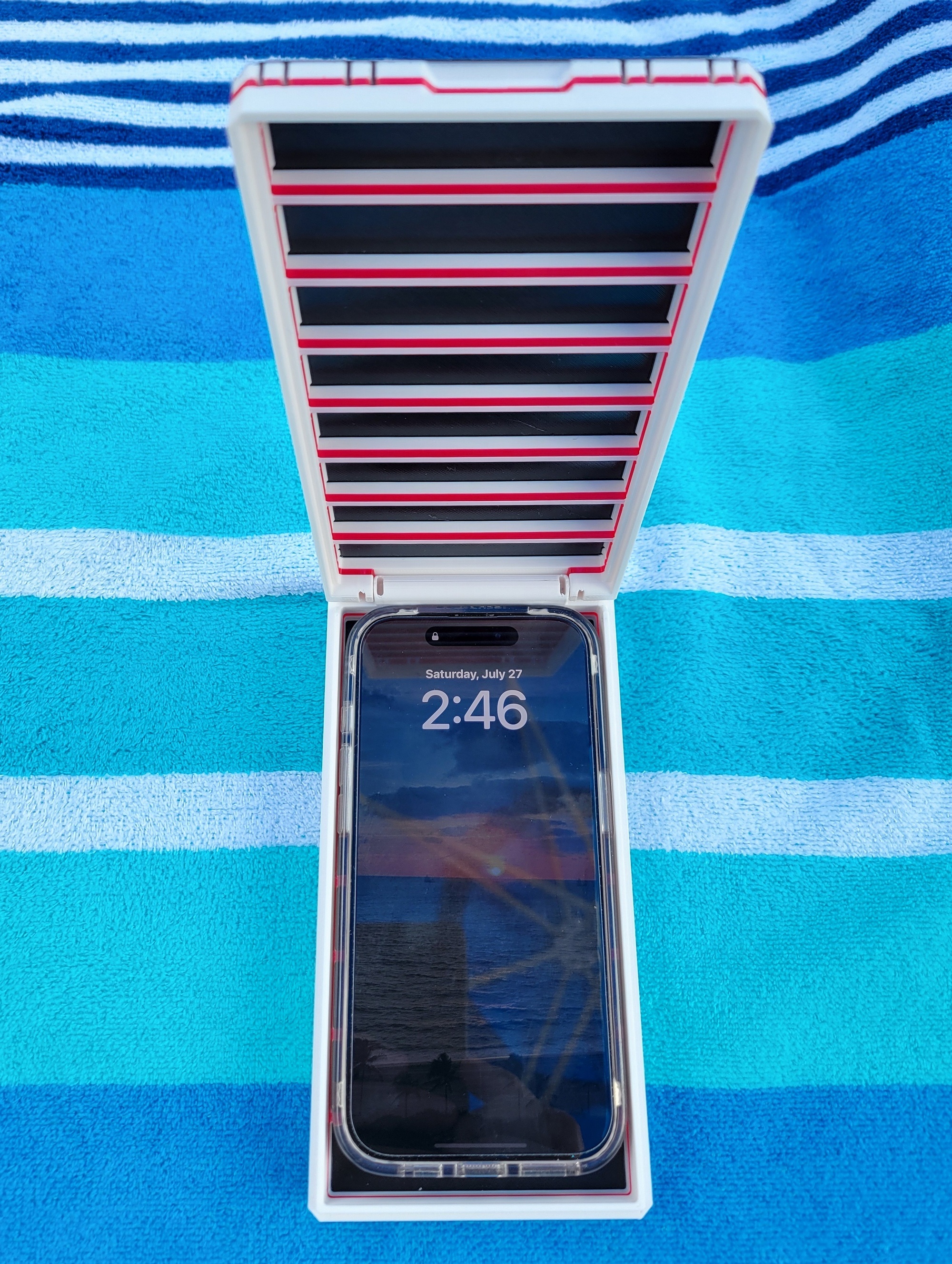 Smartphone Sunscreen Case by Phil Caruso | Download free STL model ...