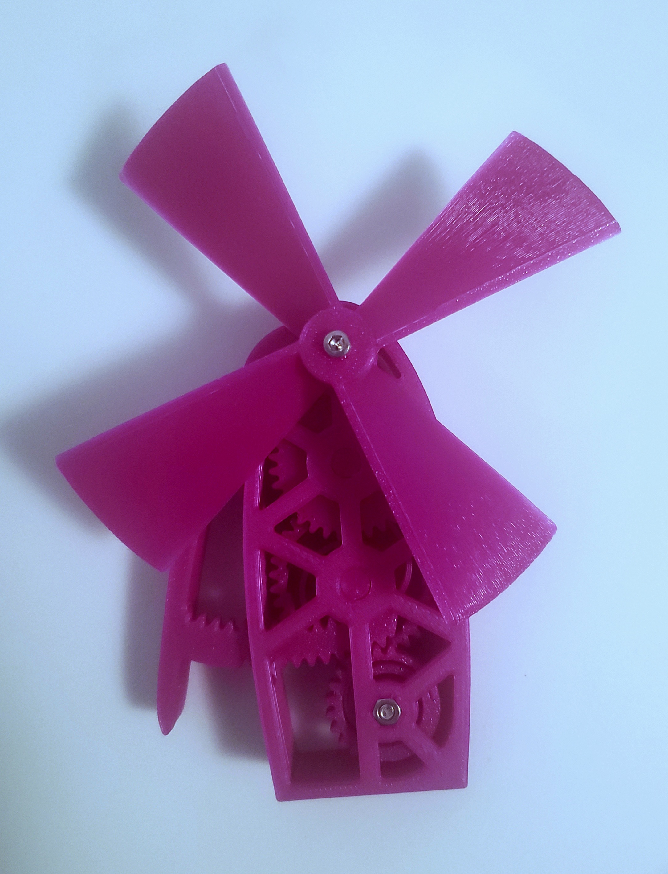 Ratcheting Squeeze Fan by Eric Woo-Shem | Download free STL model
