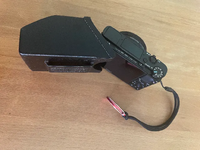 Holster for Sony RX100 M7 with belt loop