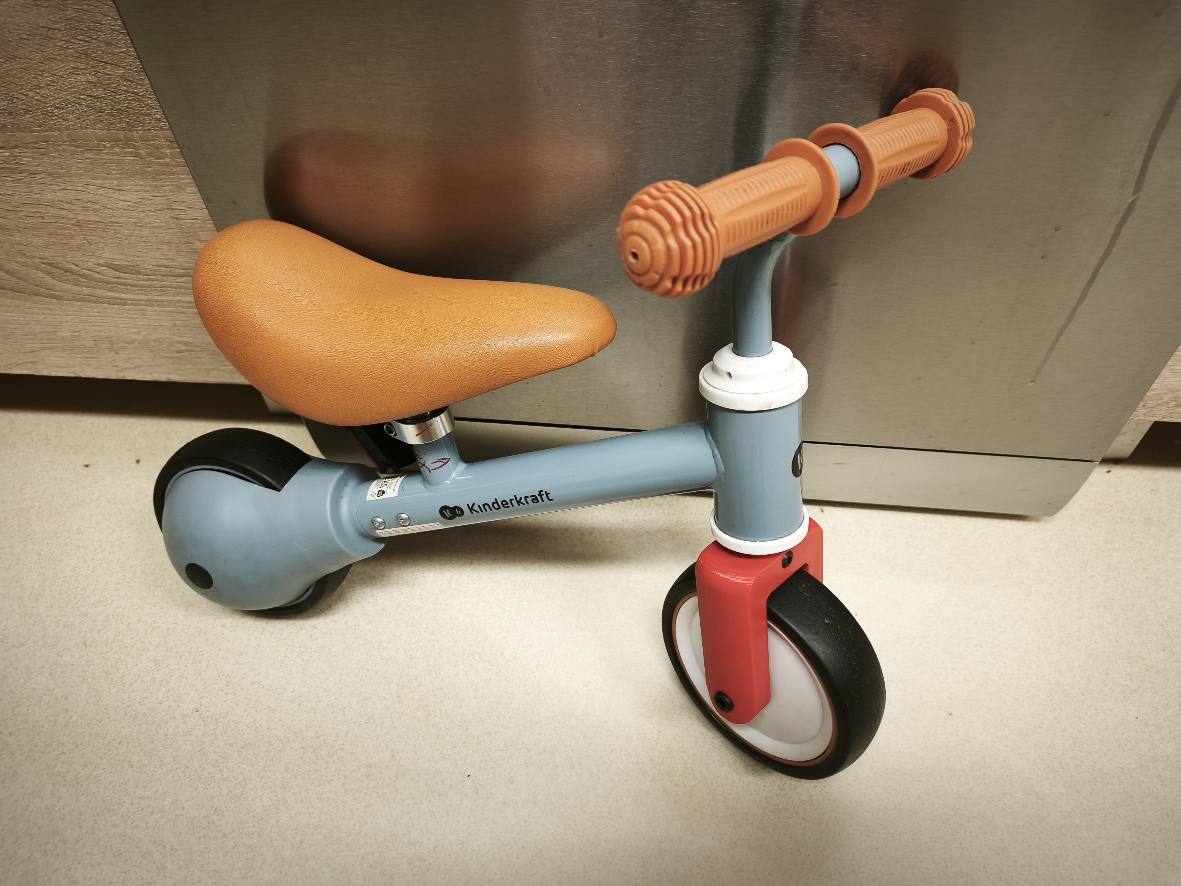 Kinderkraft Cutie one wheel fork