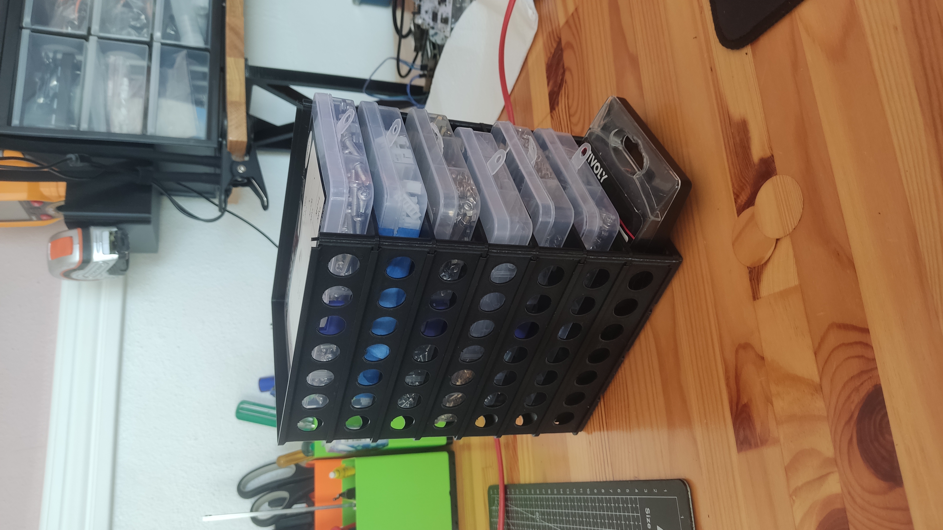 Miniatura 2 do modelo 3D Stackable trays with optionnal gridfinity base 3x4