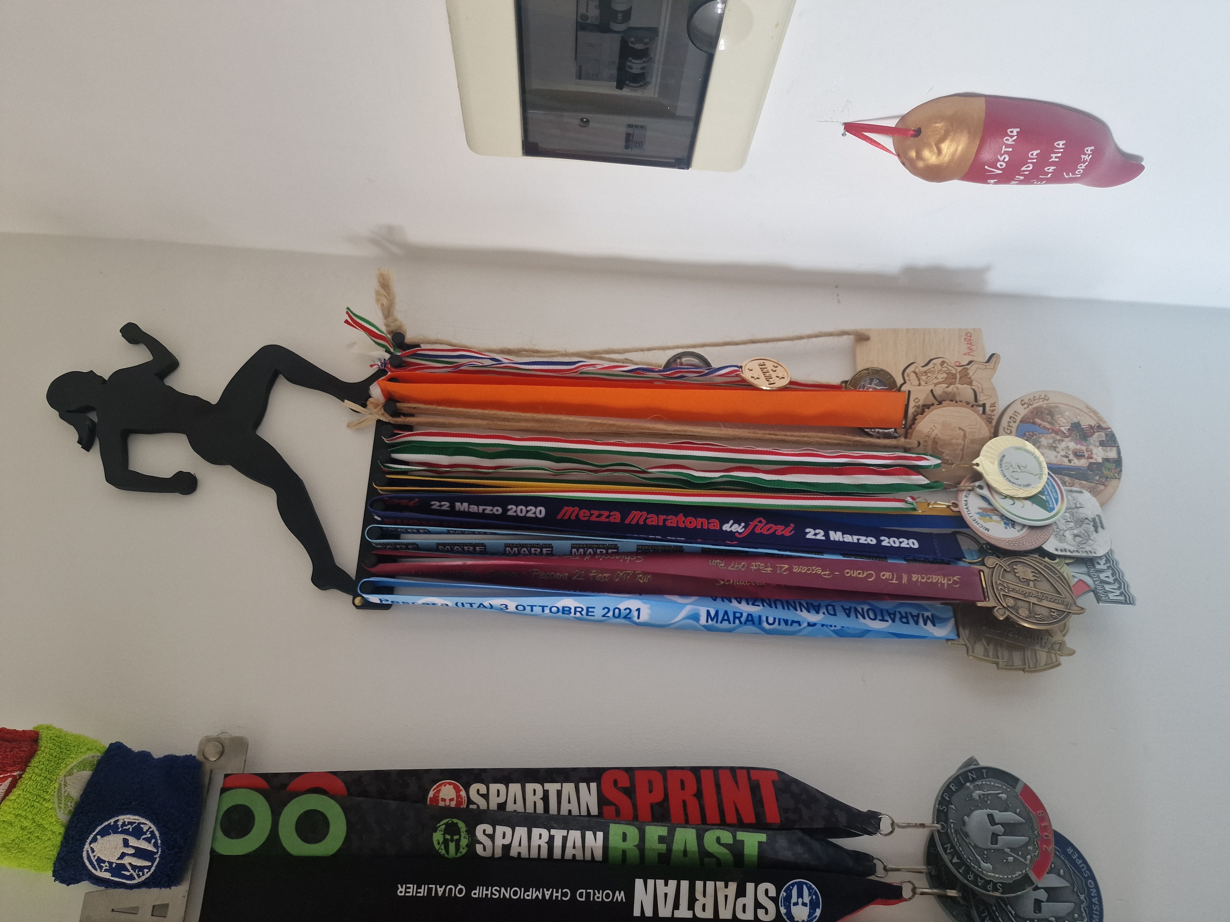 SpartanRace Medal Holder-Runner Silhouette Design