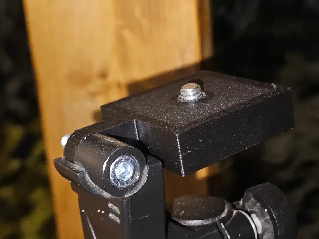 Missing tripod mount