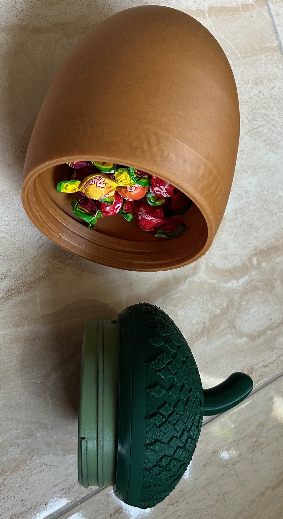 Miniatura 5 do modelo 3D Candy box - Acorn