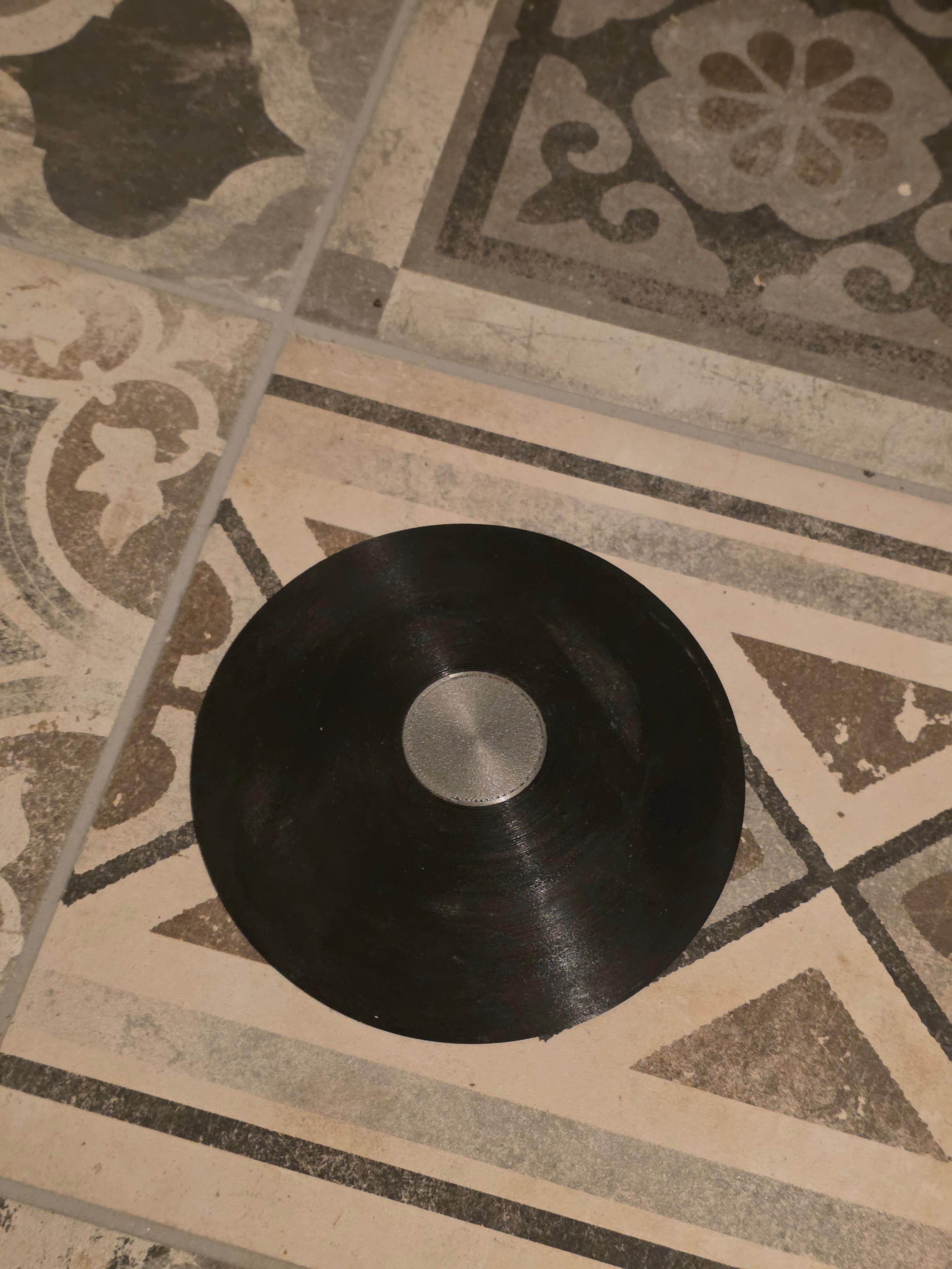 Round Door Wedge — thumbnail 2