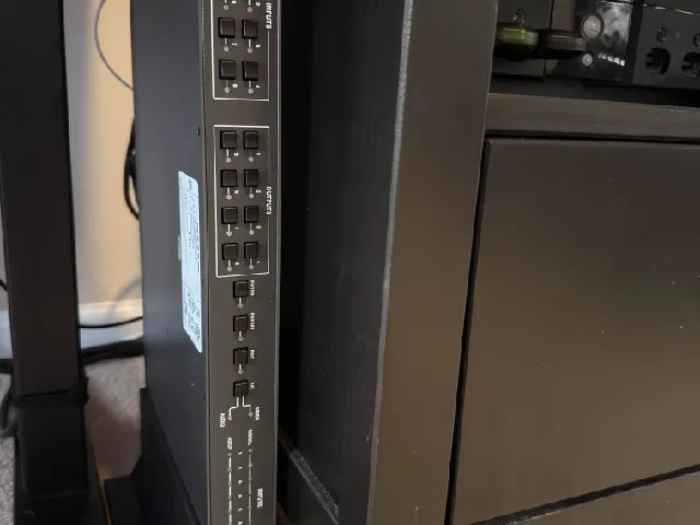 Extron 1U Vertical Stand