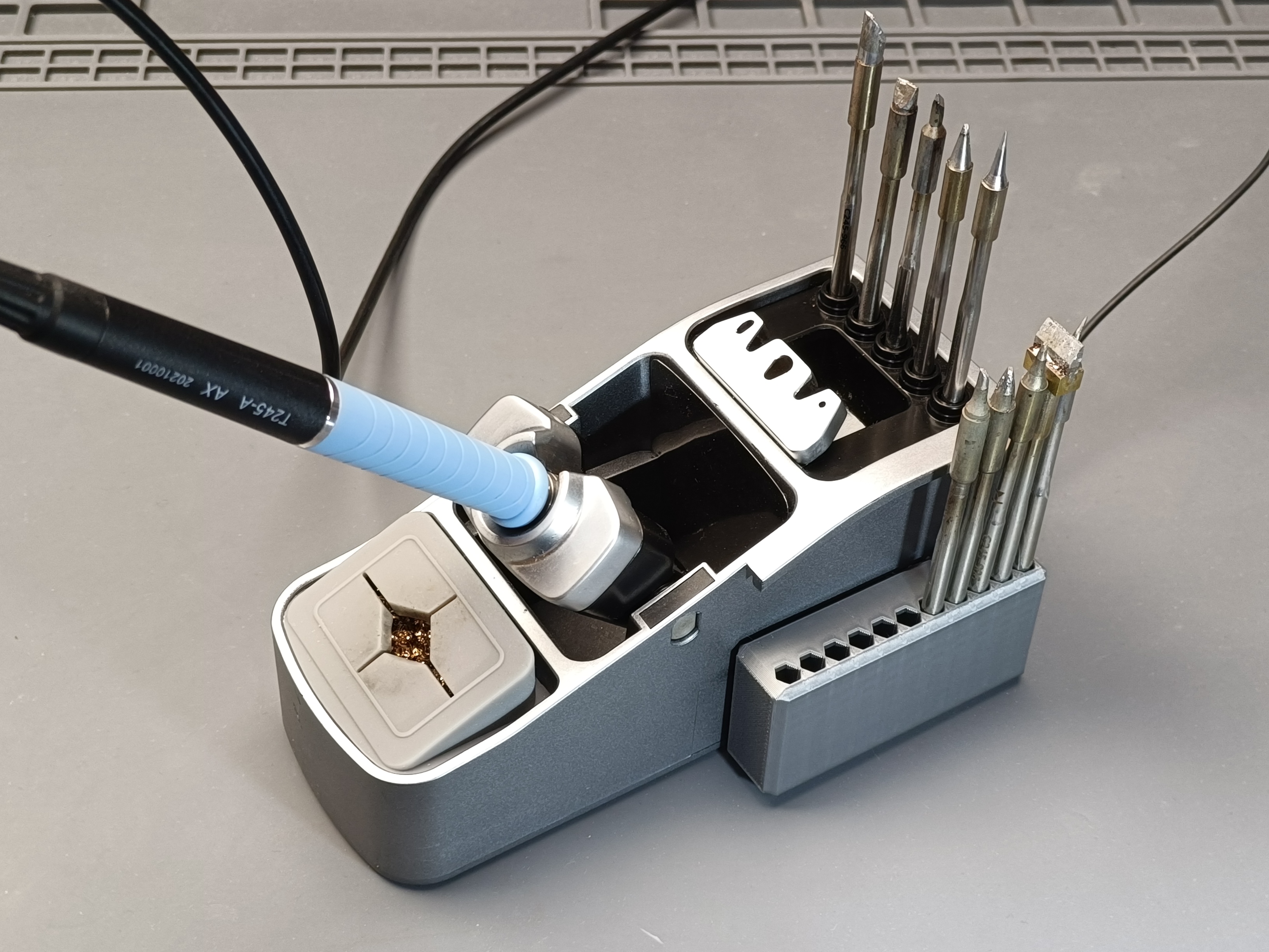 Holder for aditional C245 tips for the Aixun T3A stand
