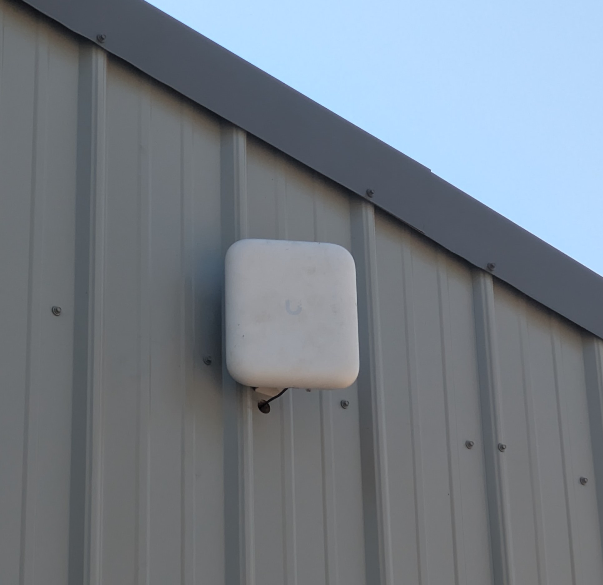 U7 Outdoor Mount — miniatura 3