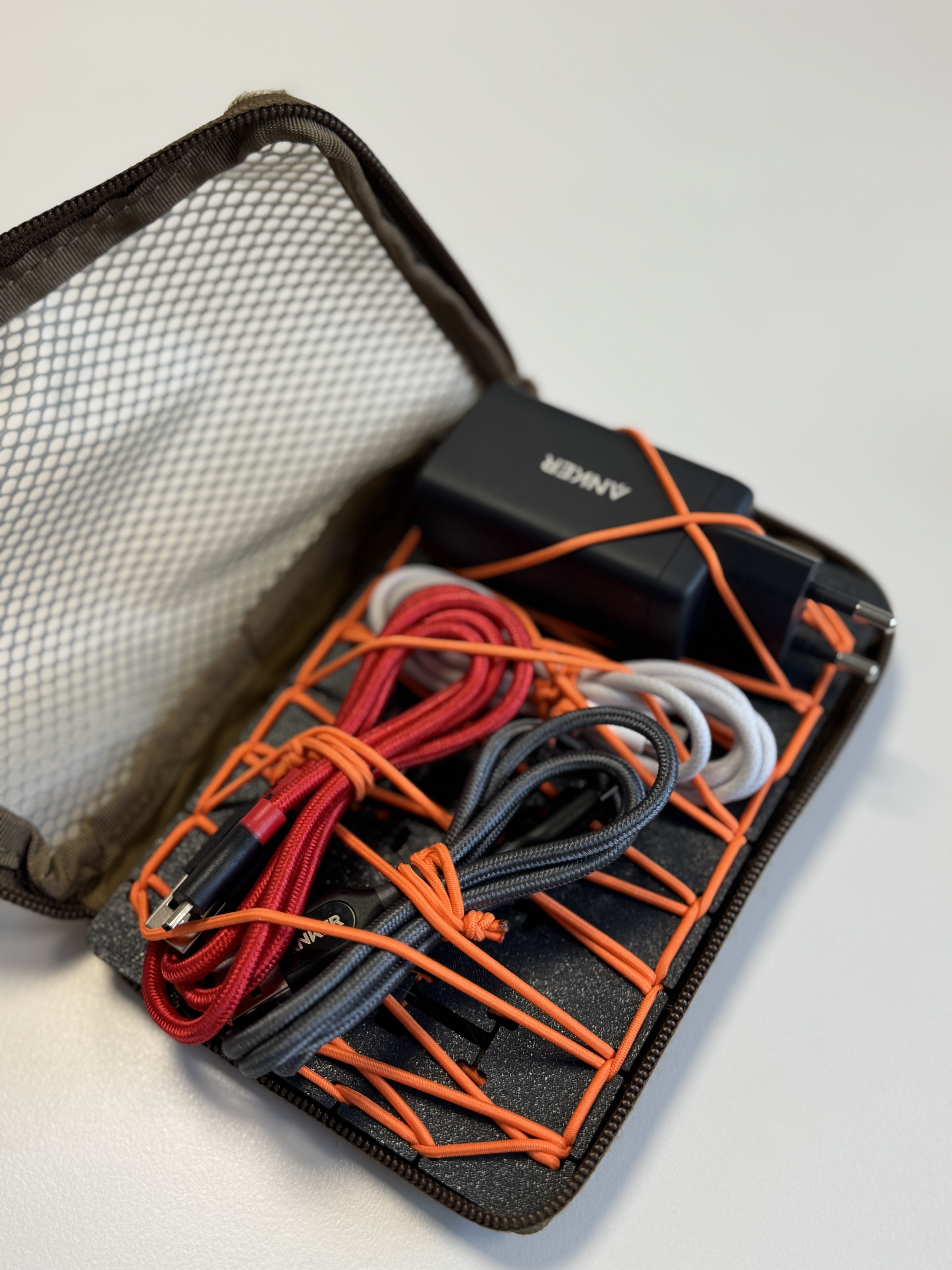 Miniatura 20 do modelo 3D EDC Rack / Tool organizer
