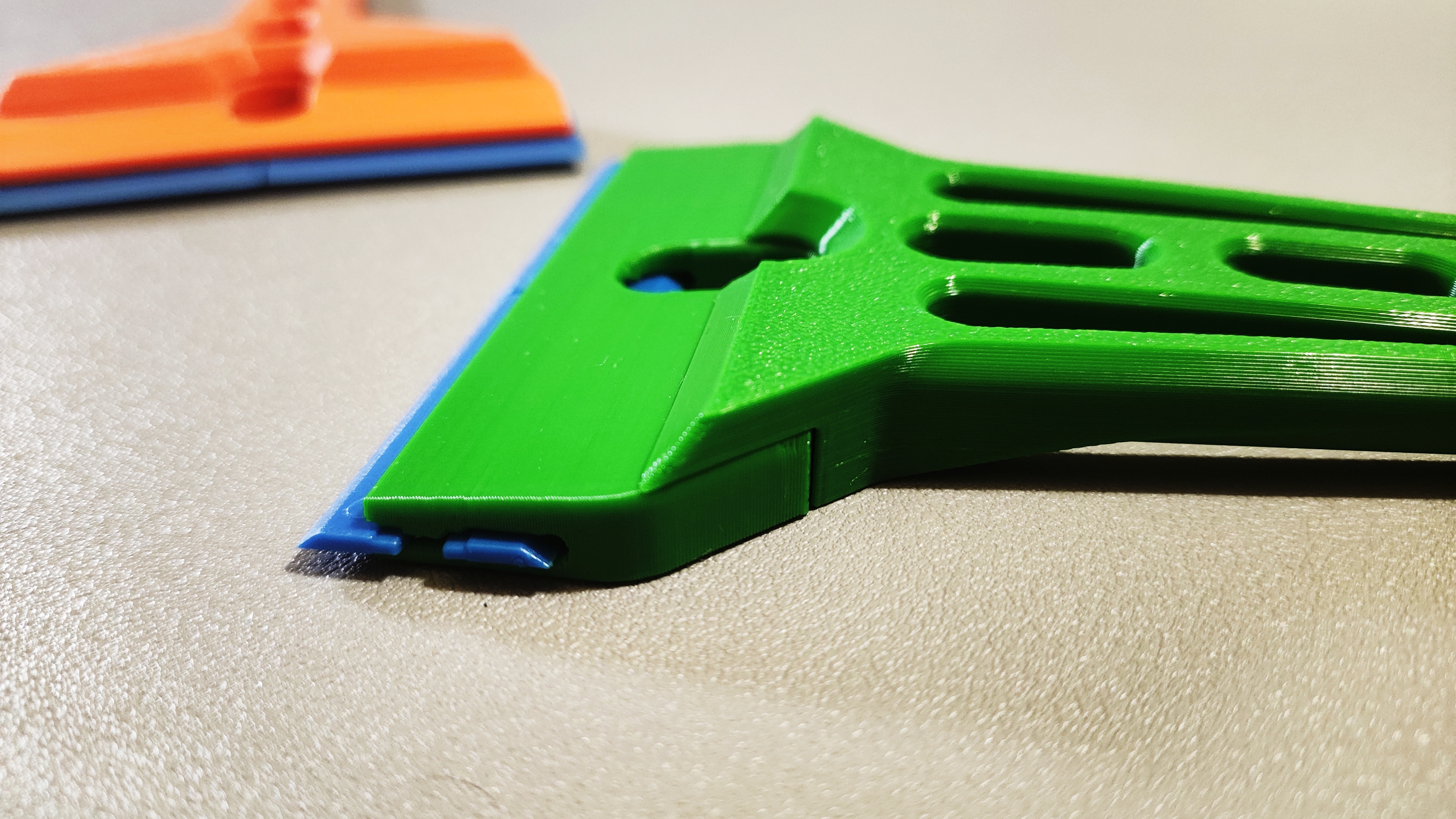 Miniatura 6 do modelo 3D Plastic Scraper 2