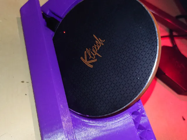 Wireless Charger Phone Stand