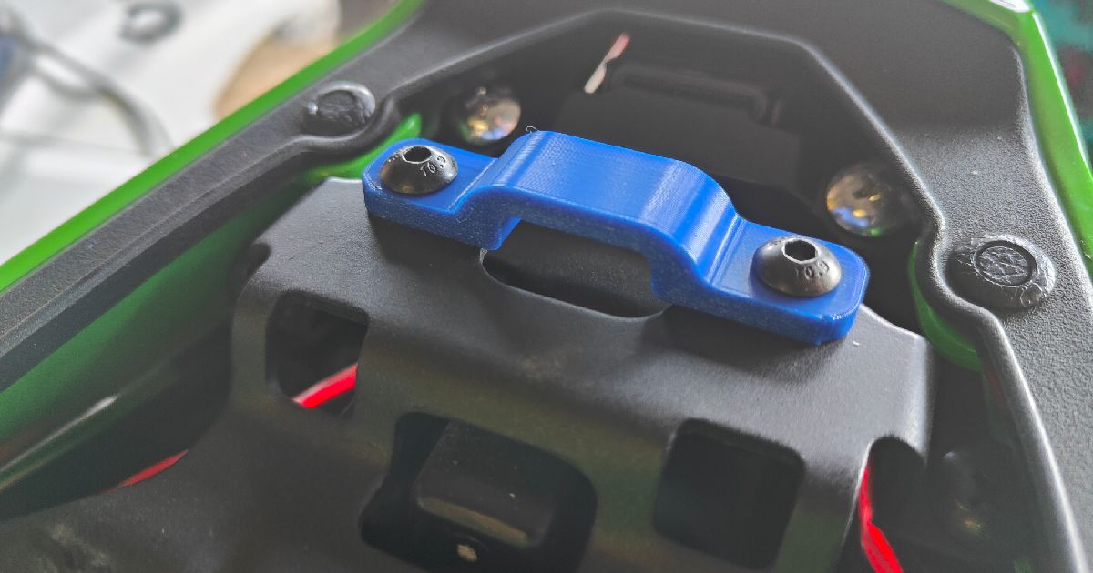 Passenger Seat Cowl Mounting Bracket ZX4RR by S | Download