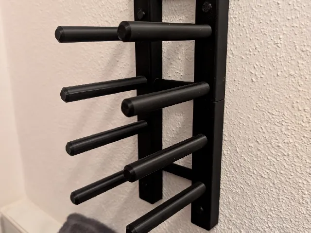 Handtuchhalter für gerollte Gästehandtücher