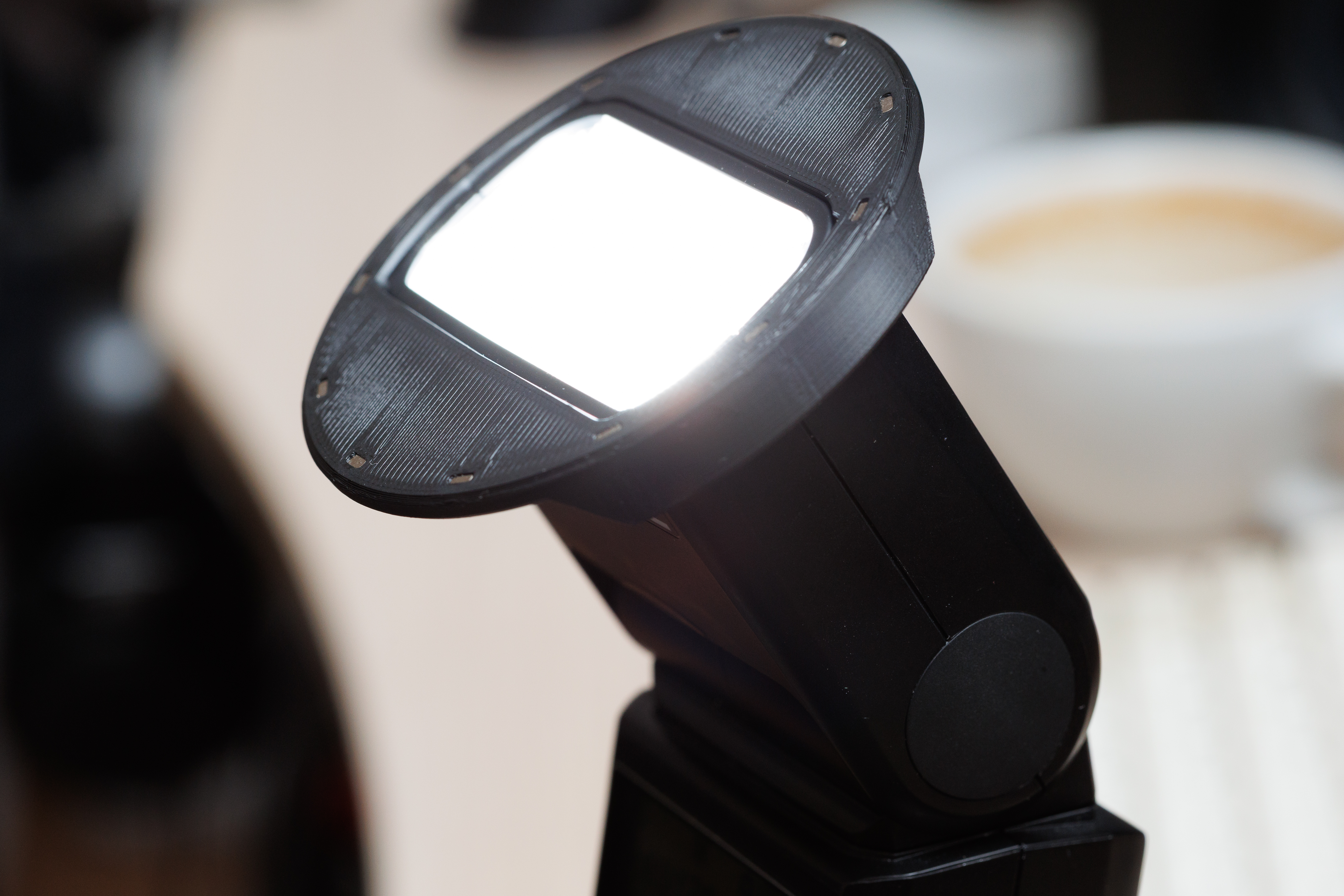 Magnetic round head adapter for Godox V350 - for magnetic gels and diffusers