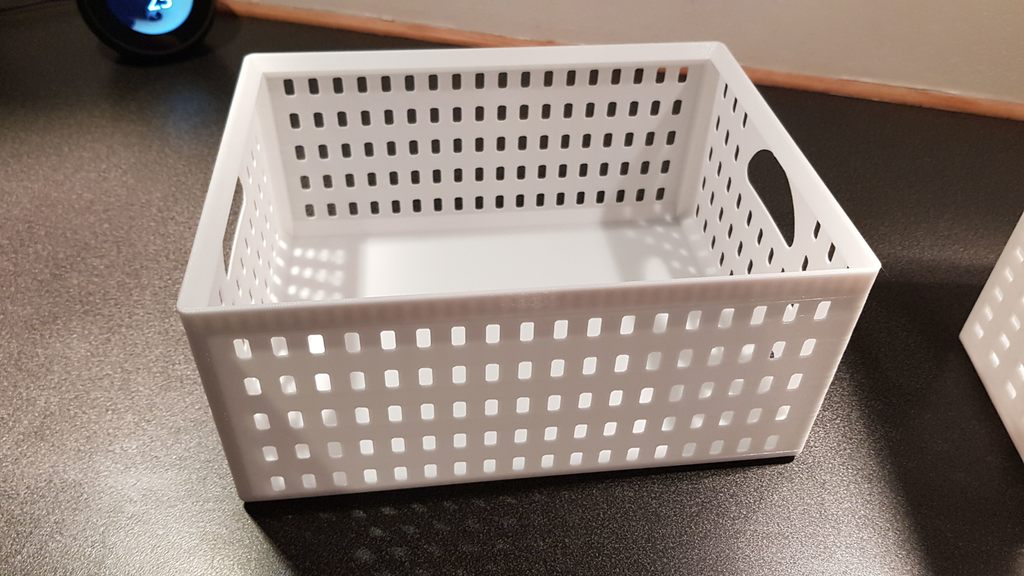 Miniatura 4 do modelo 3D Stackable box / Basket