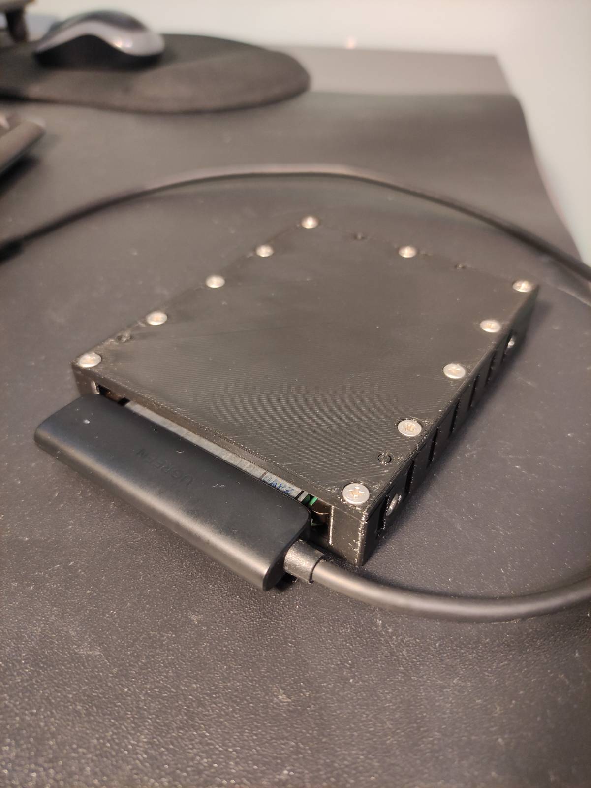 2.5" HDD/SSD rugged case passive cooling no supports v0.1