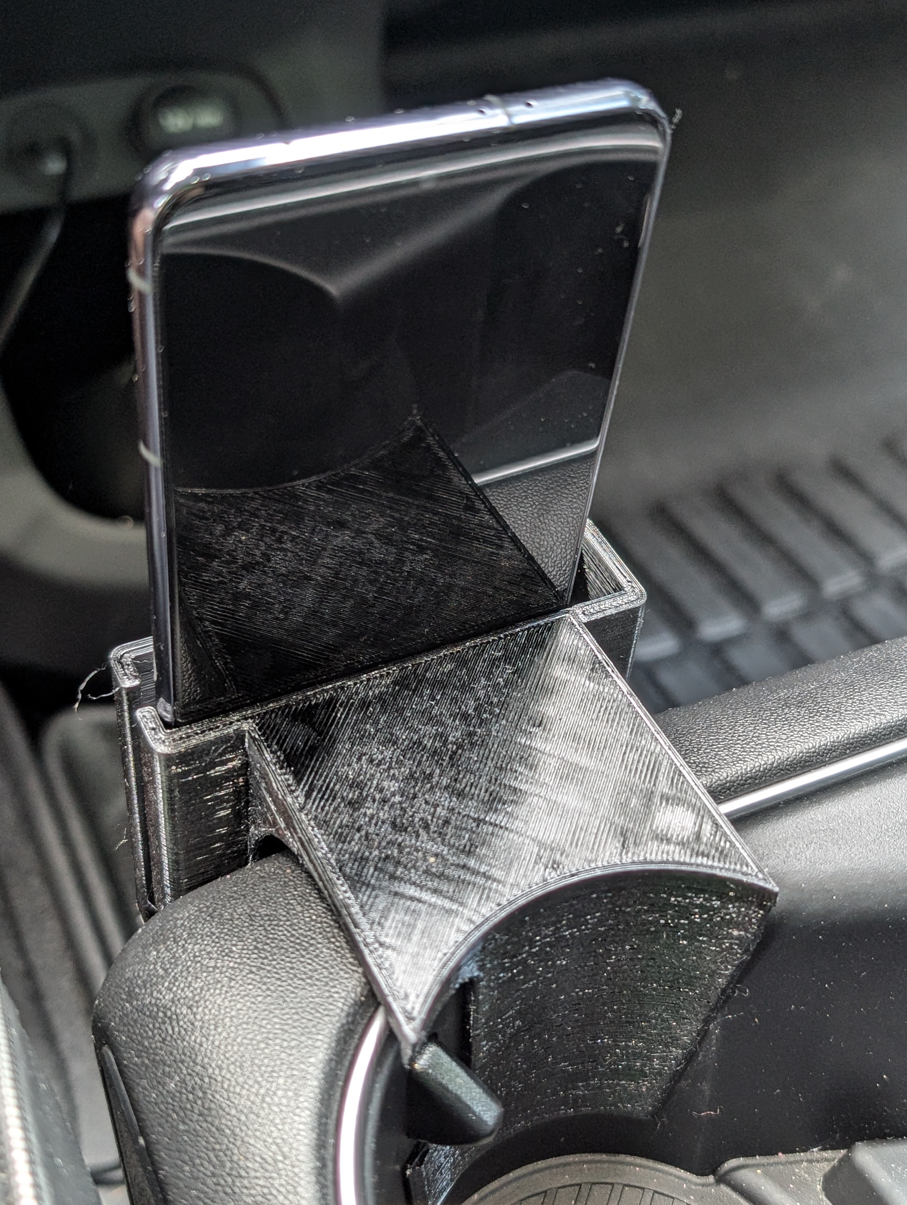 Držač za telefon, čašu 2 – 3D štampano
