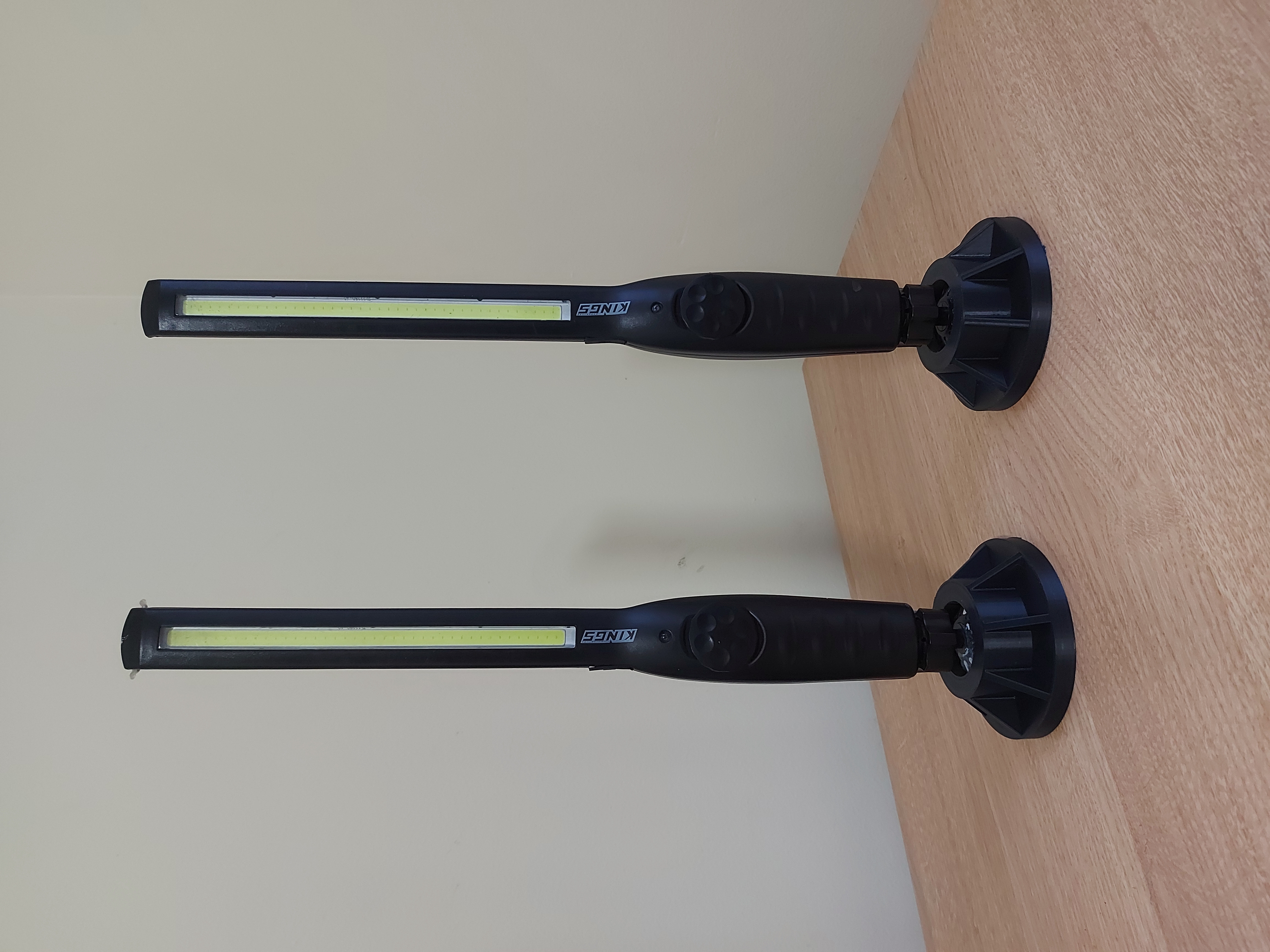 Adventure Kings Light Stand