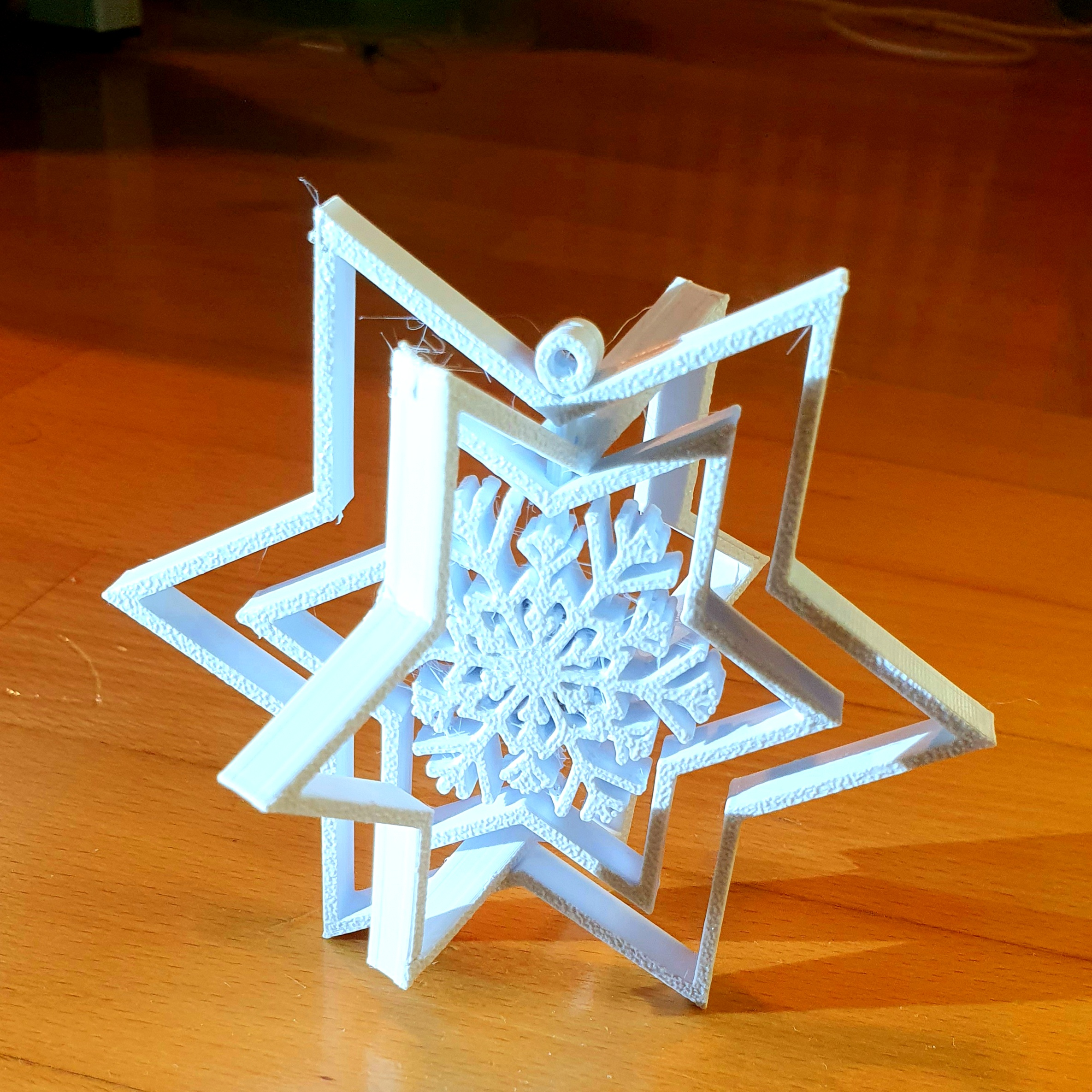 Spinning snowflake star