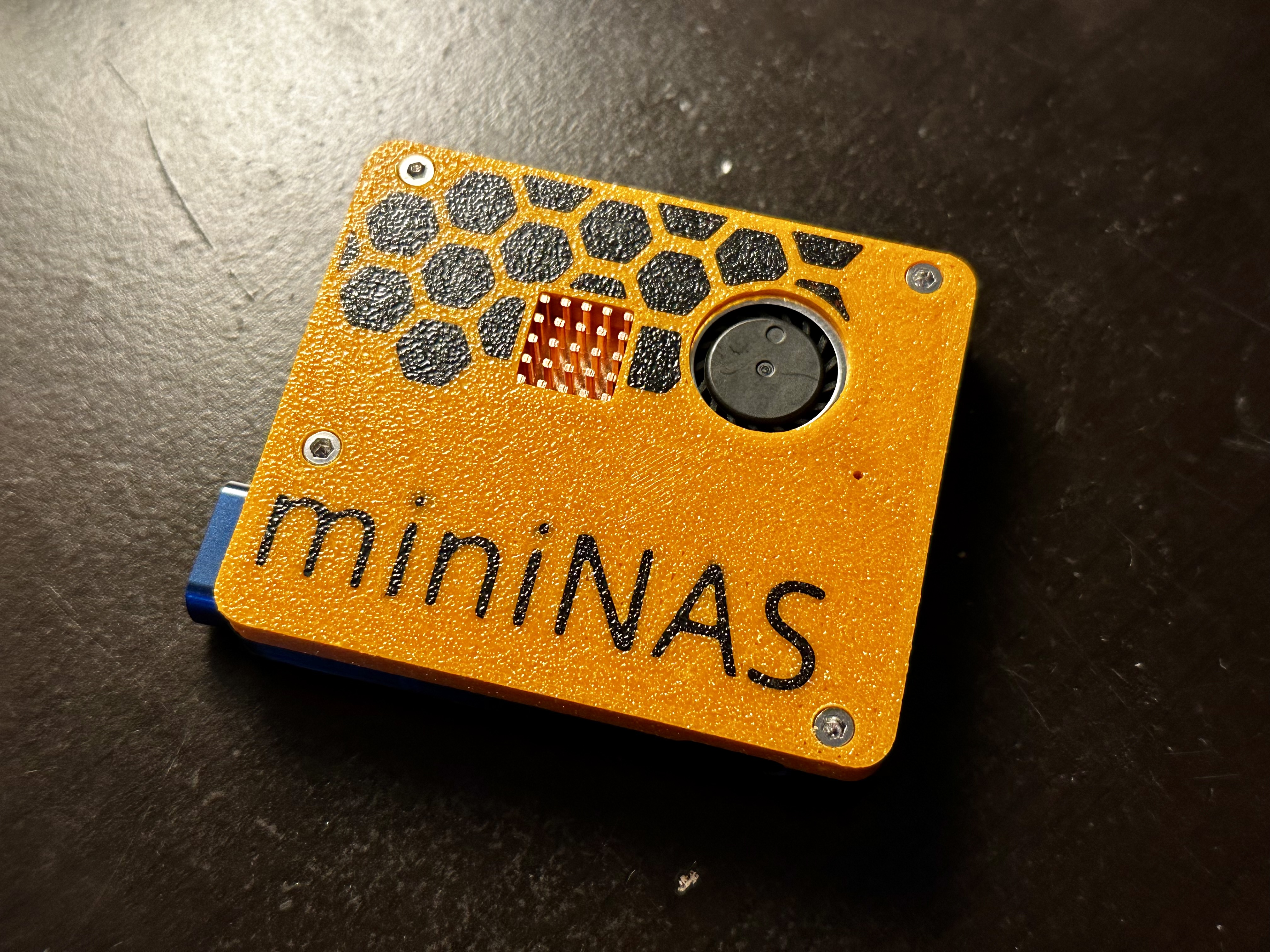 Mini NAS - Wireless data storage - RPi Zero 2W | Pi NAS