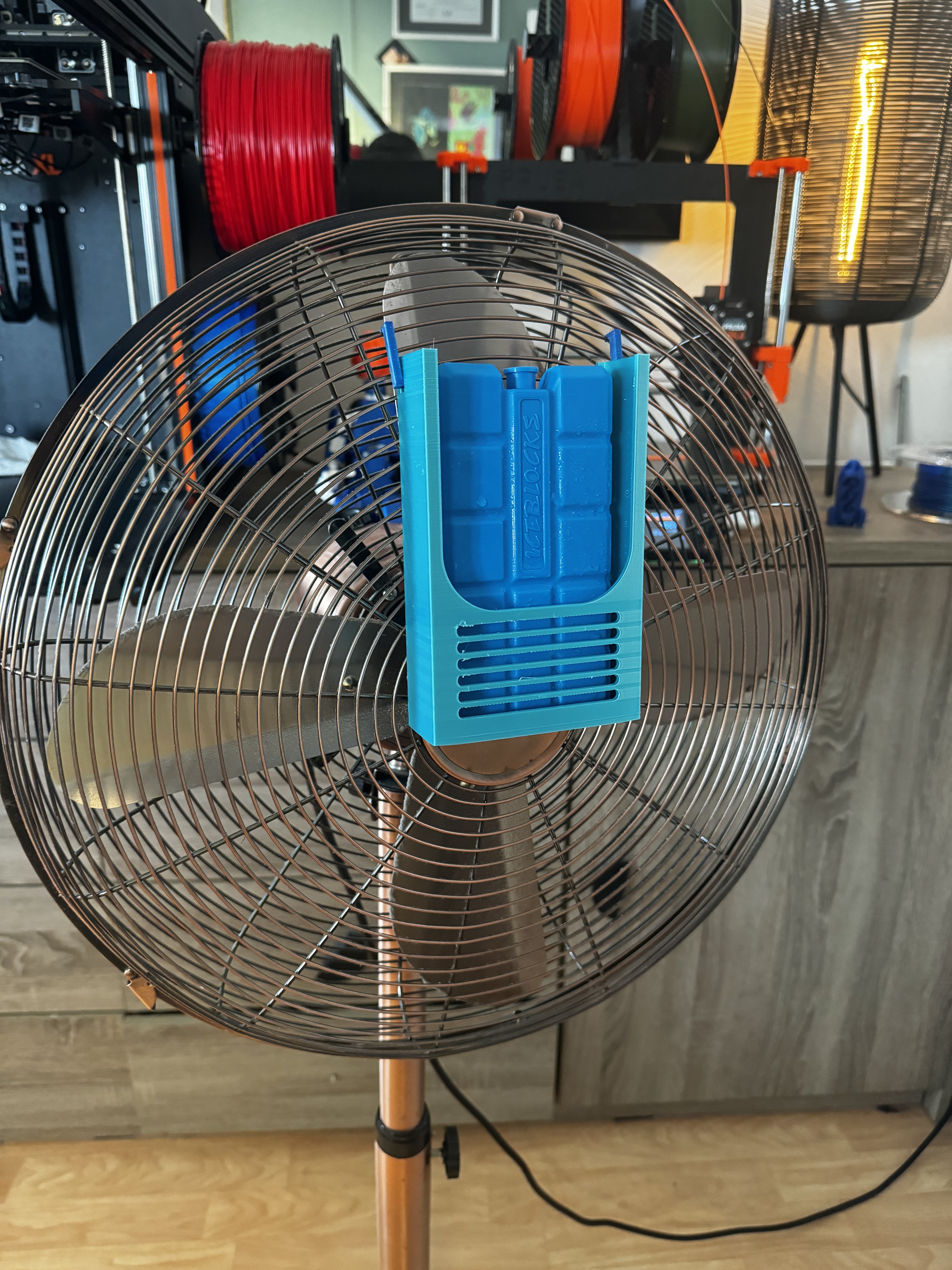 Clim de la hess (Support pain de glace ventilateur)