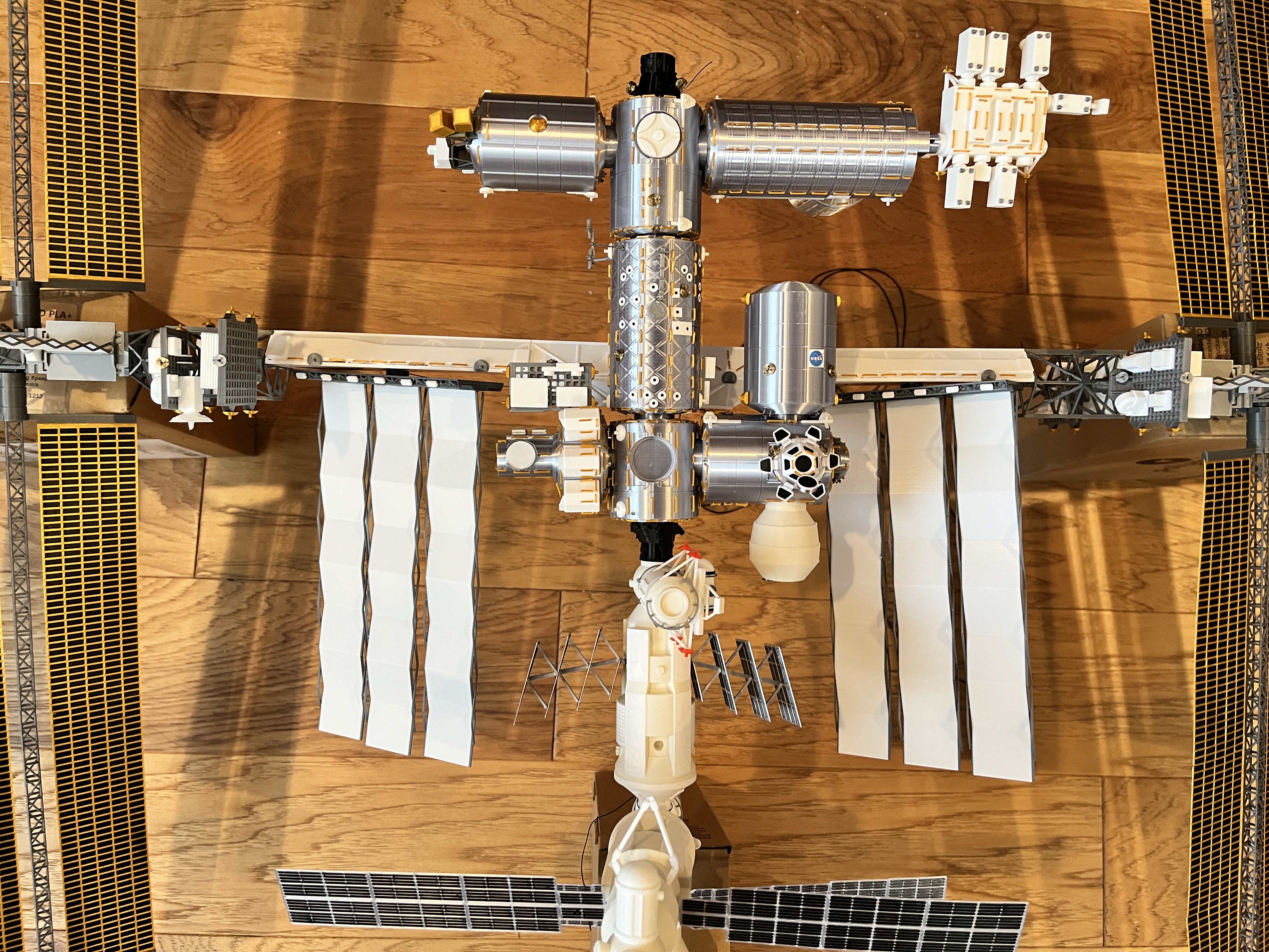 Miniatura 4 do modelo 3D International Space Station