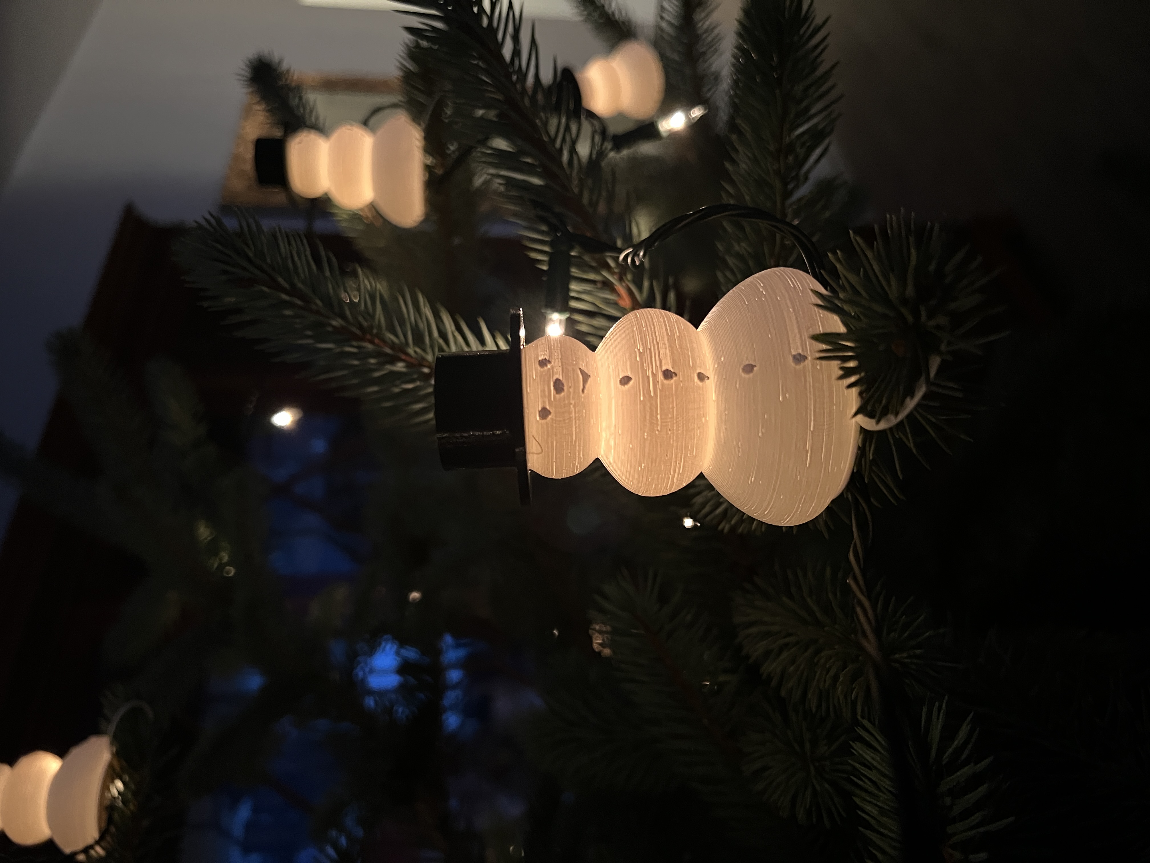Snowman attachments for chain of lights (for Christmas trees)
