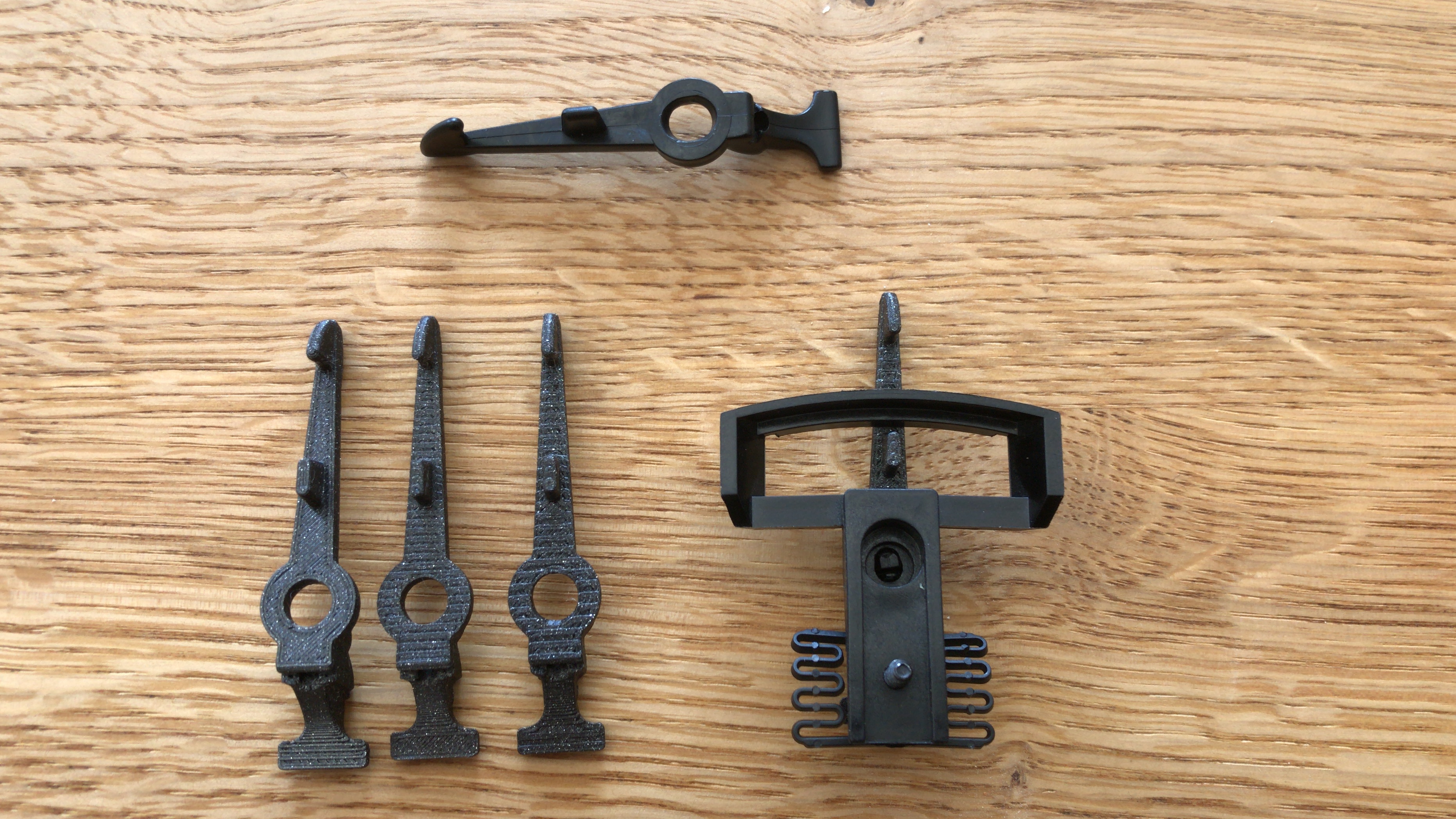 LGB Coupling Hook - Toothed Rack compatible