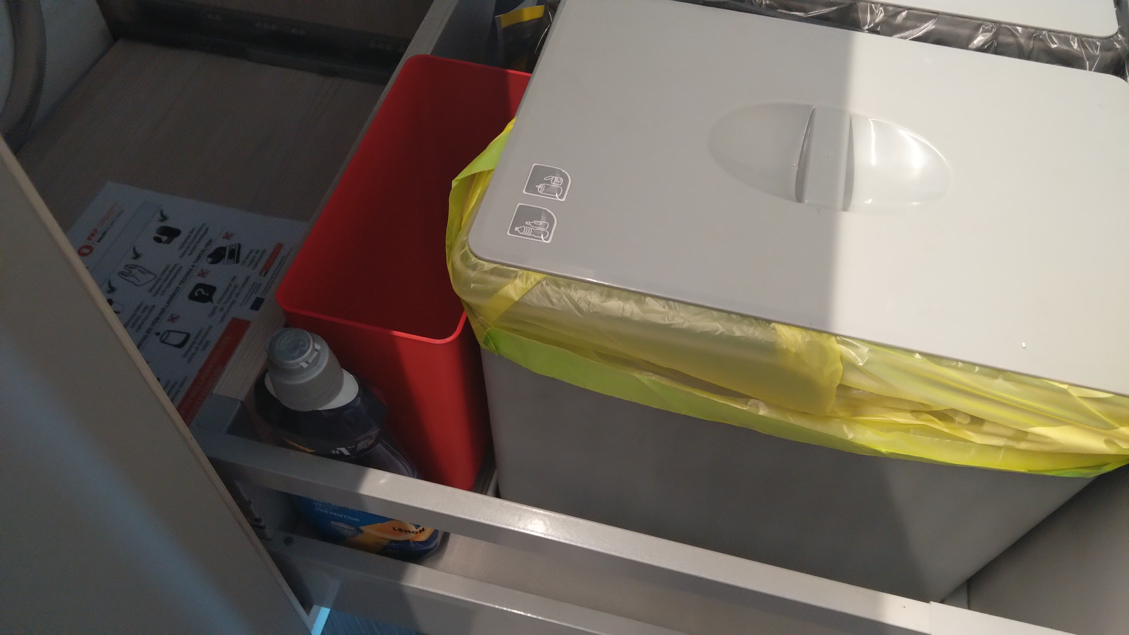 Paper bin