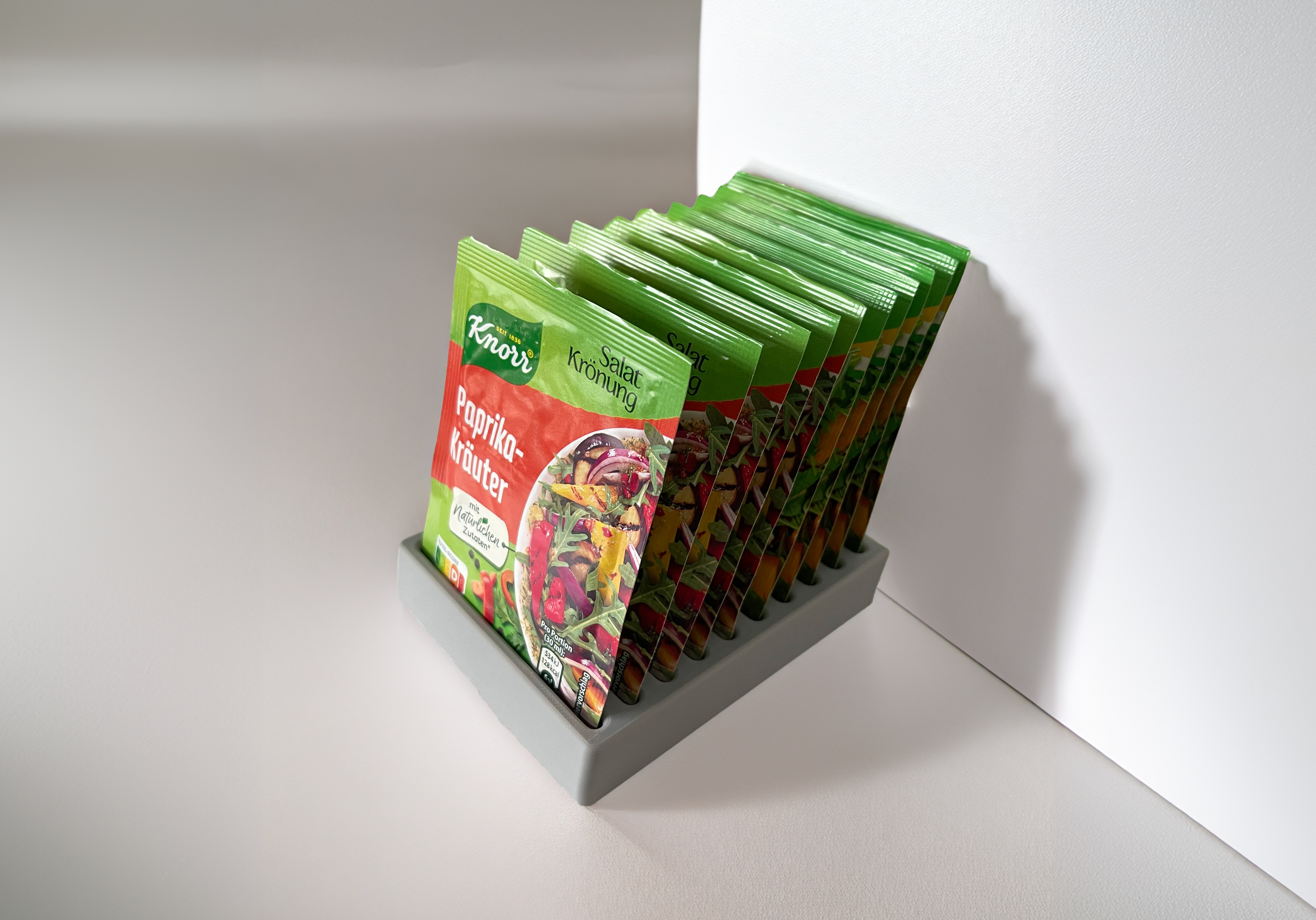 Minimalist Knorr Sachet Holder