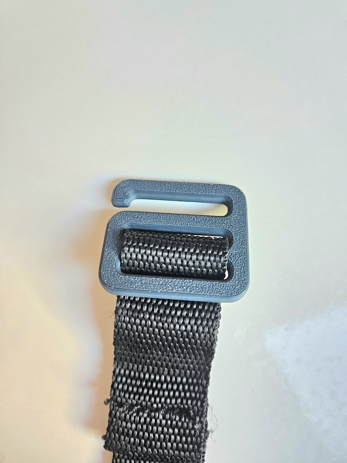 G Hook (25 mm Straps) for Backpacks