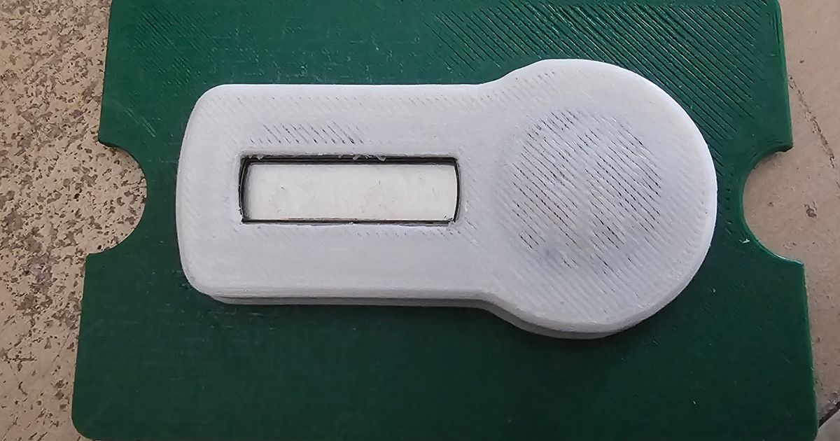ID badge holder with RSA SecurID pocket V2 by mfraz74 | Download free ...