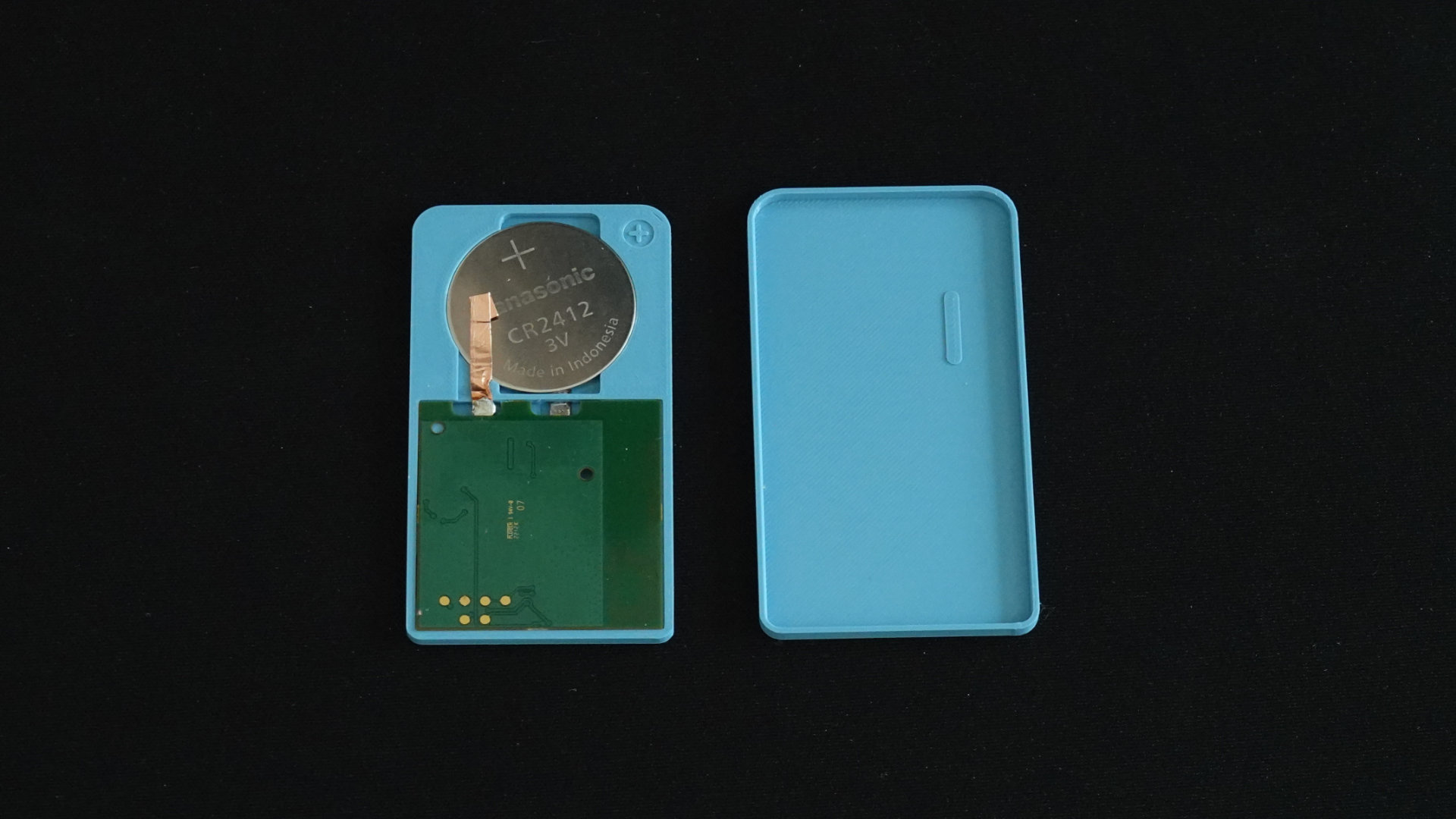 Exchangable Battery Case Chipolo Card