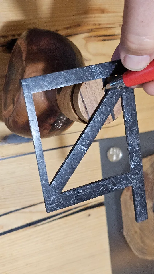 Center finding ruller by vavrena eu Download free STL model