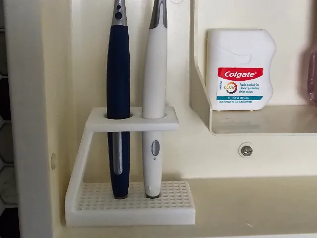 Simple 2 - Toothbrush holder