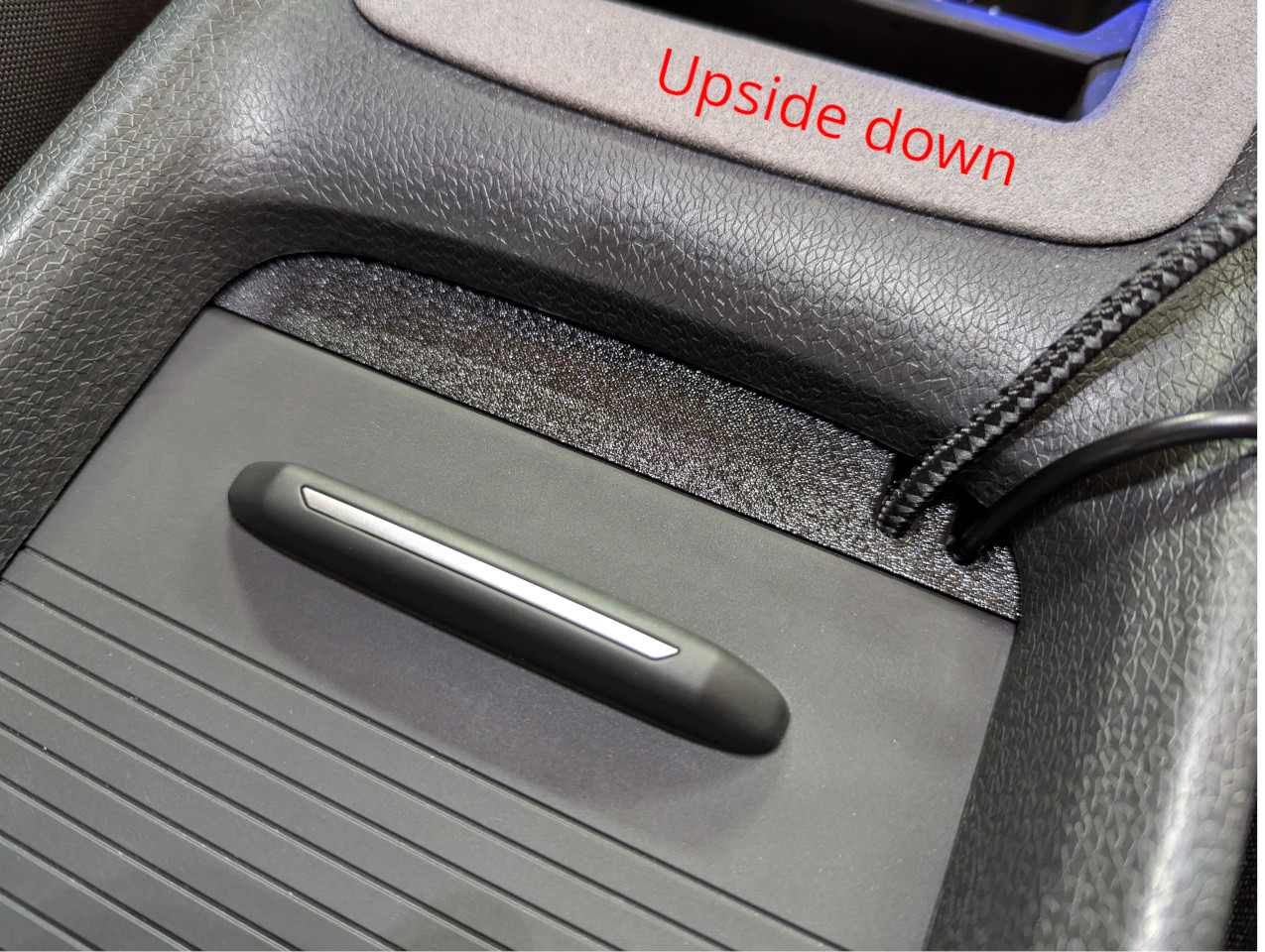 VW ID.3 USB cable management - Improved version