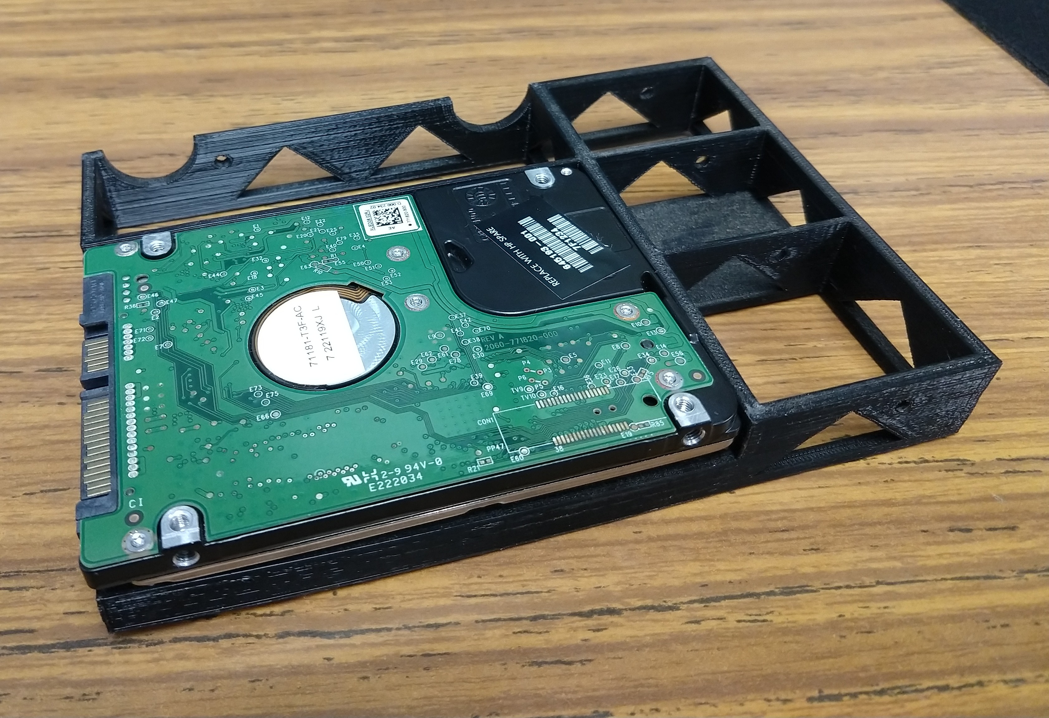 2.5 to 3.5 in HDD Adapter