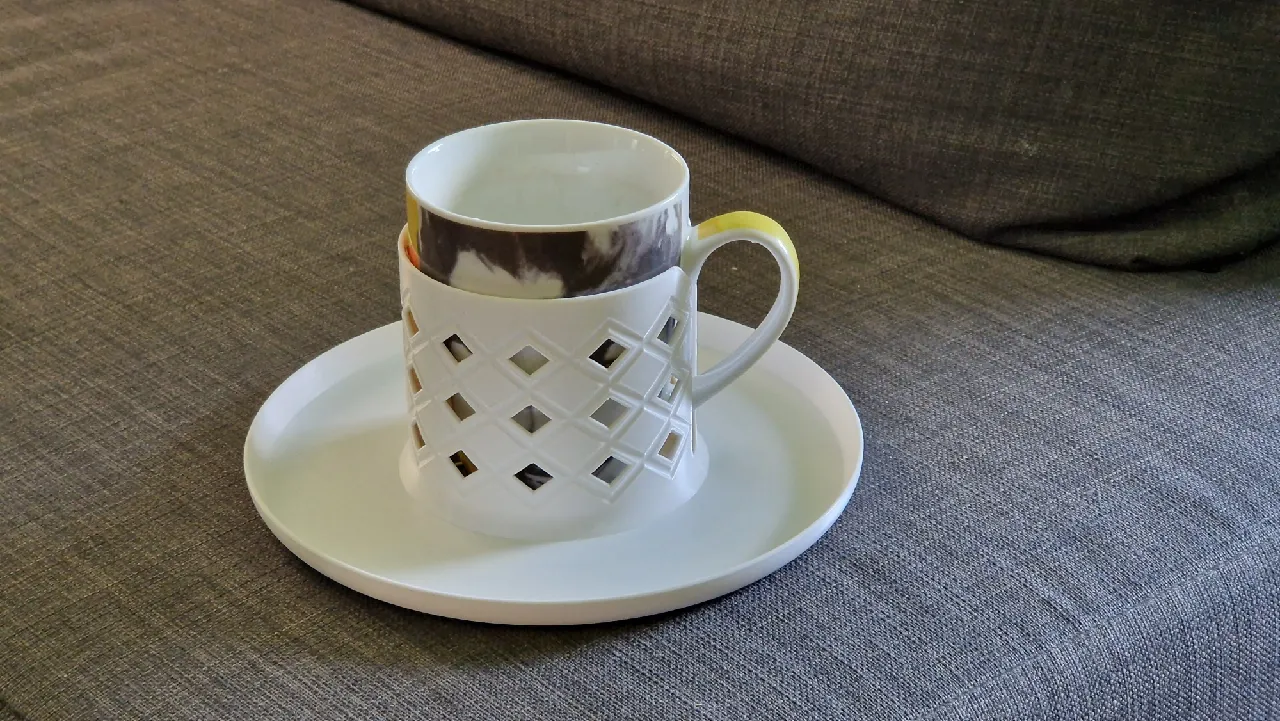 Anti-Spill Cup Holder by Tim A. | Download free STL model | Printables.com