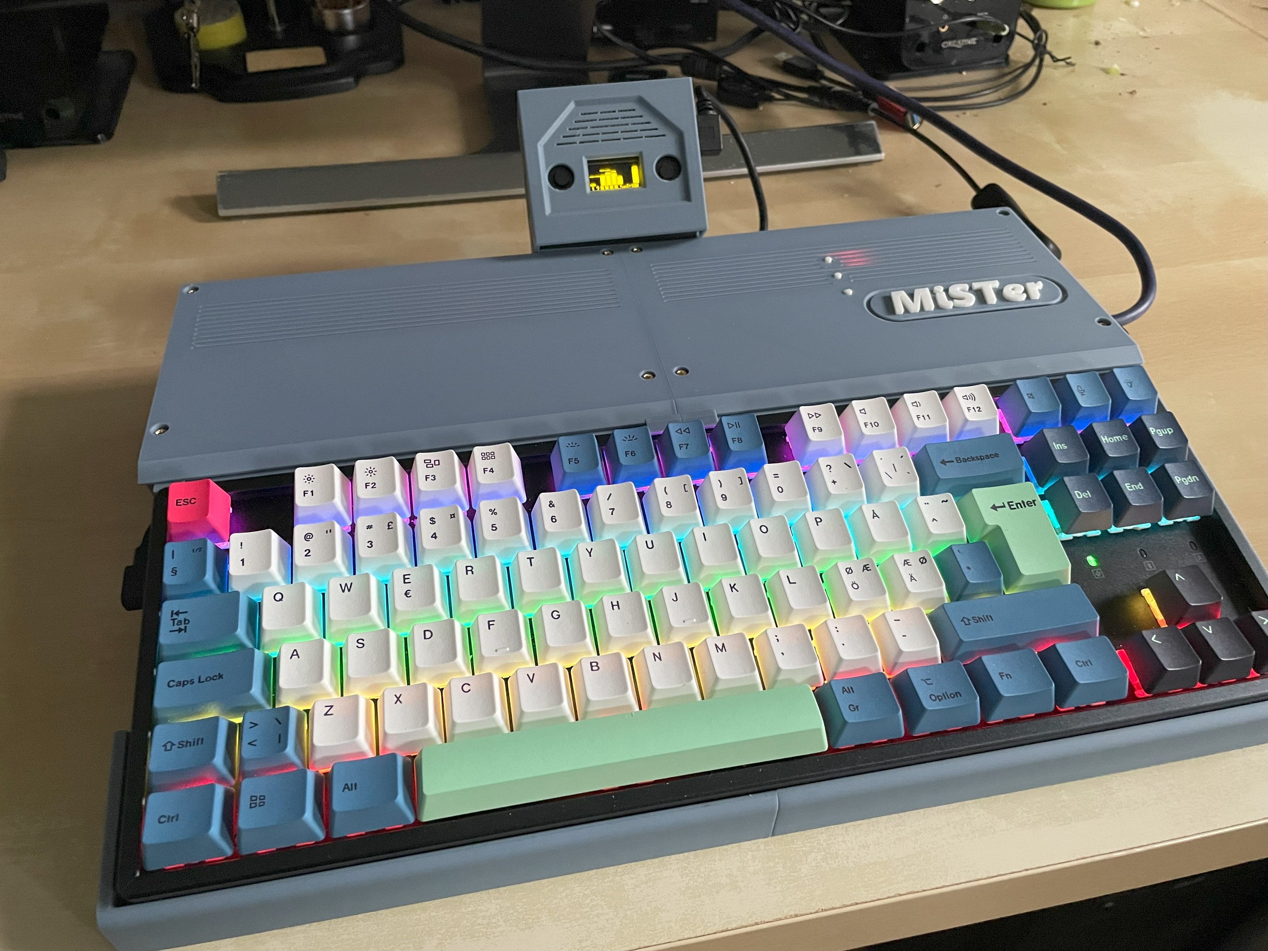 Mister FPGA wedge case with Zaparoo for Keychron K8 keyless keyboard