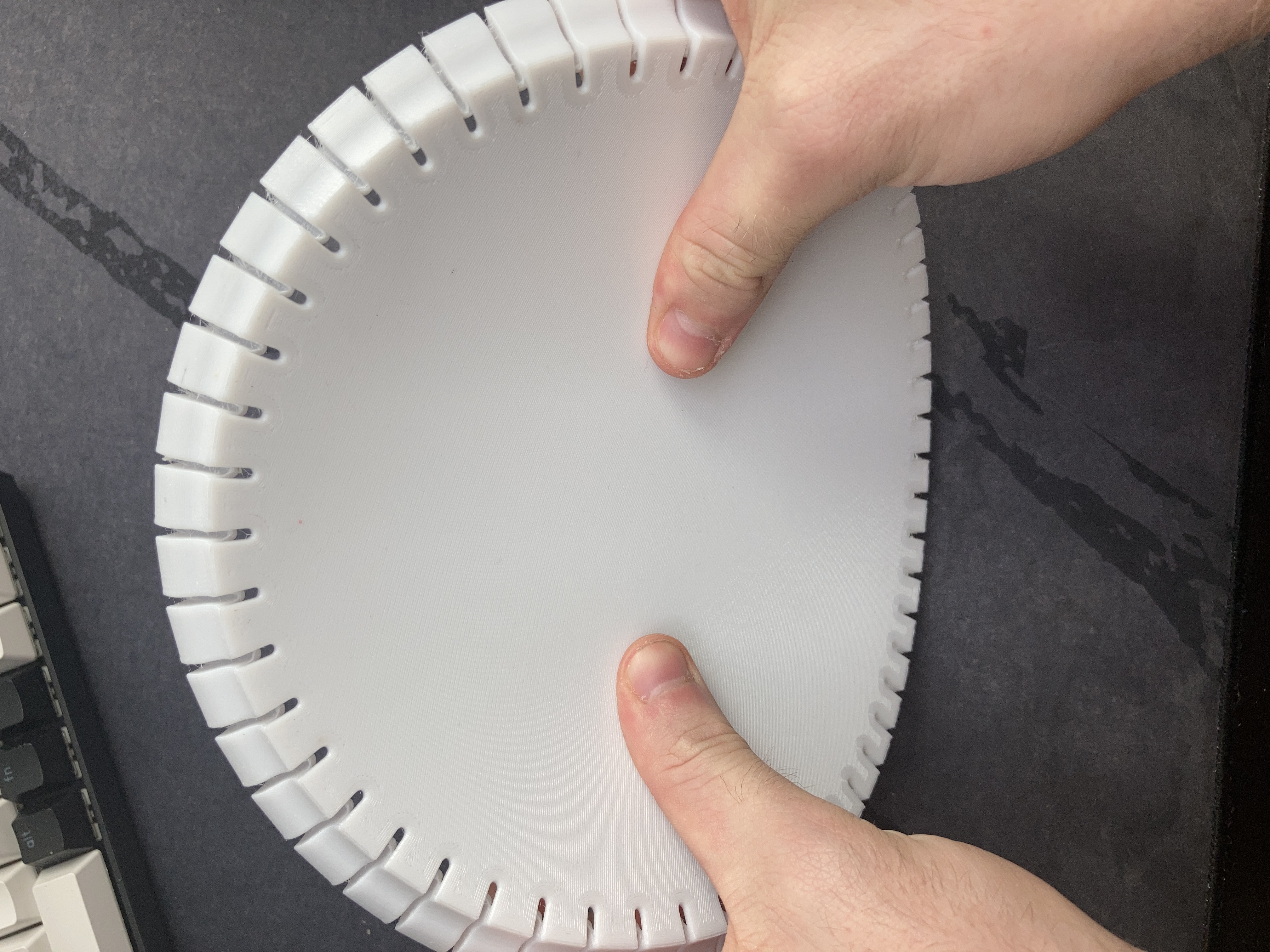 Overengineered Frisbee V2 by honza03210 | Download free STL model ...
