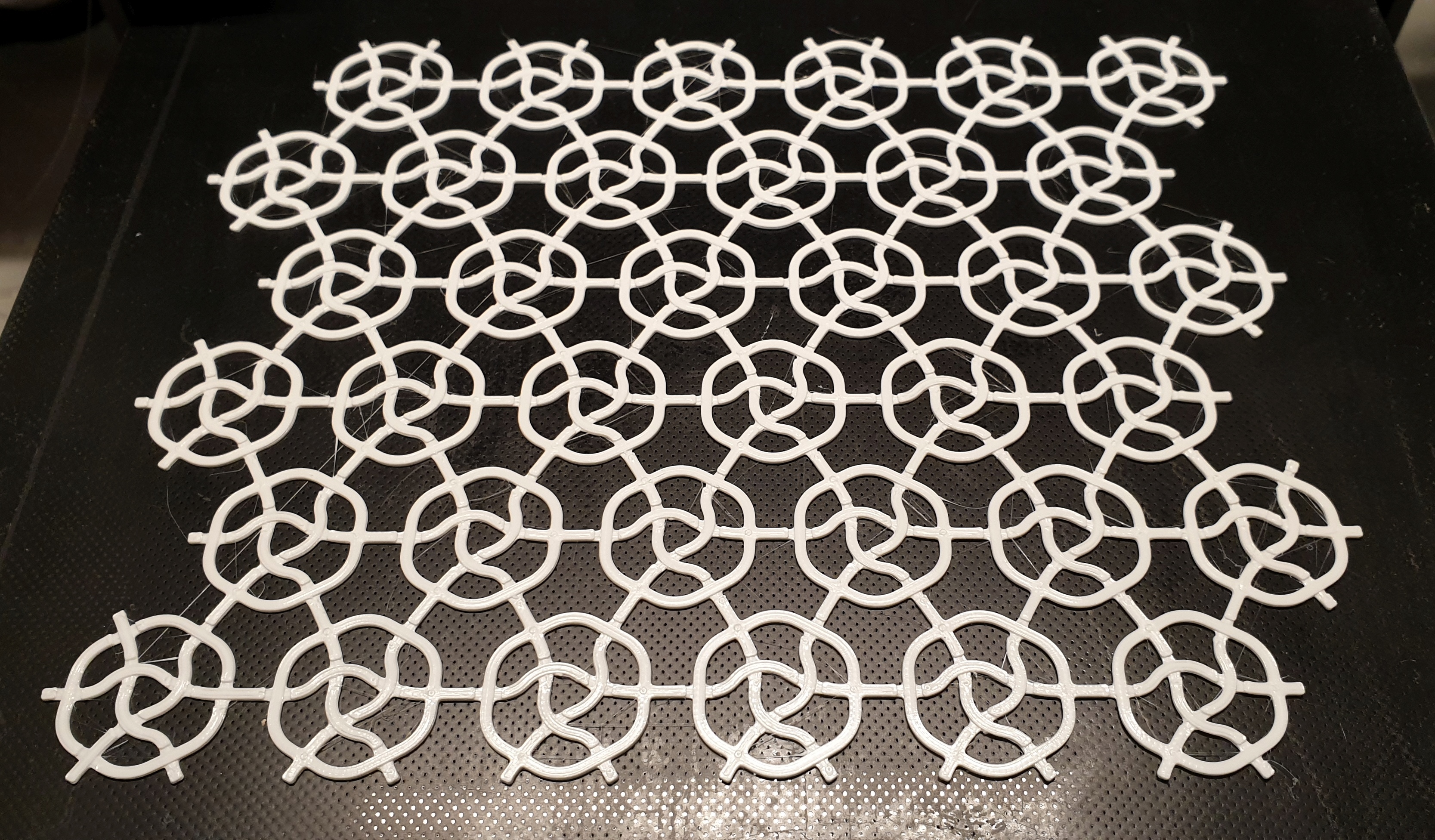 Interwoven Knotwork Pattern for Relief Printmaking  (FreeCAD) — thumbnail 4