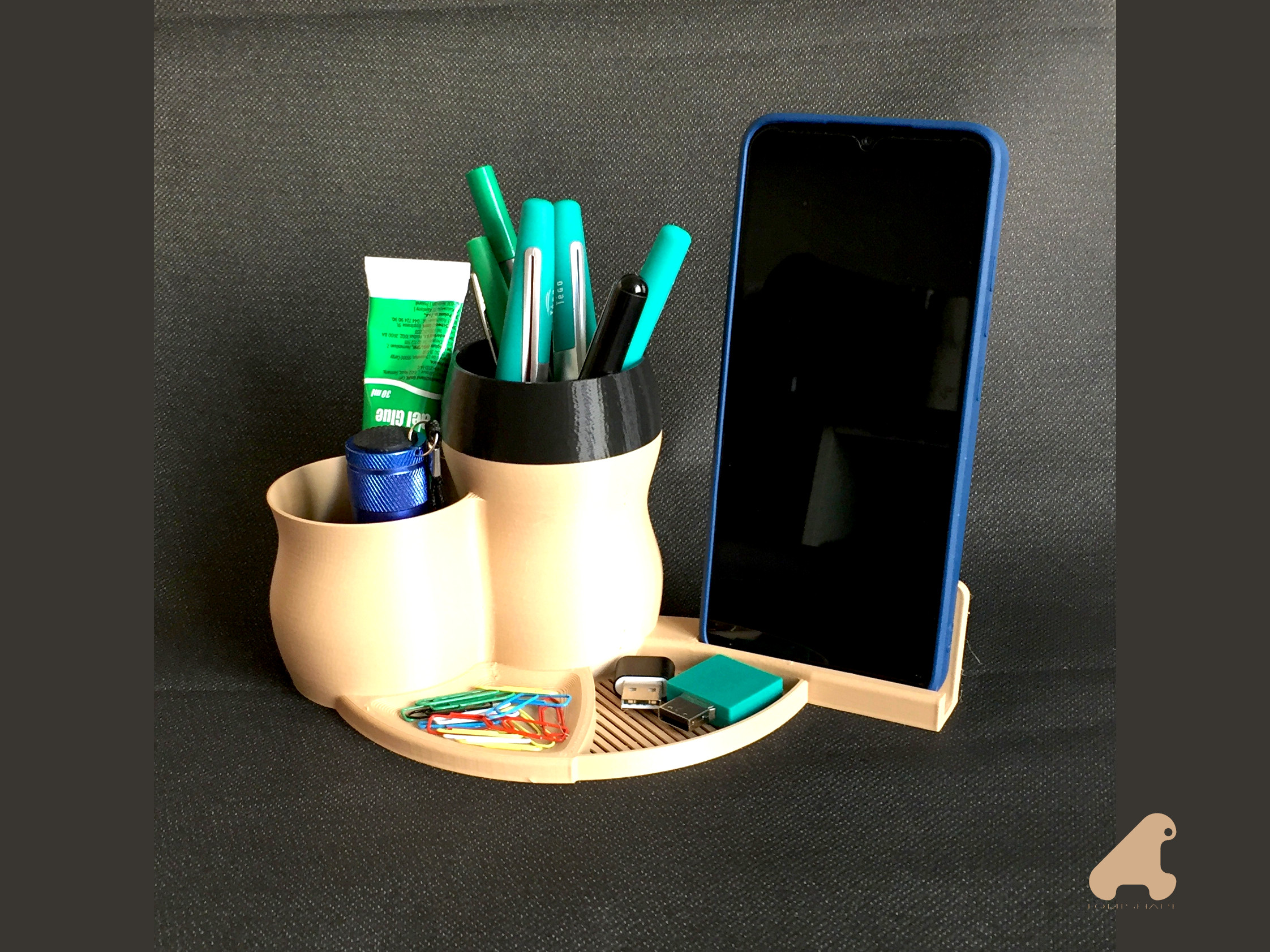 ORGANISEUR DE BUREAU