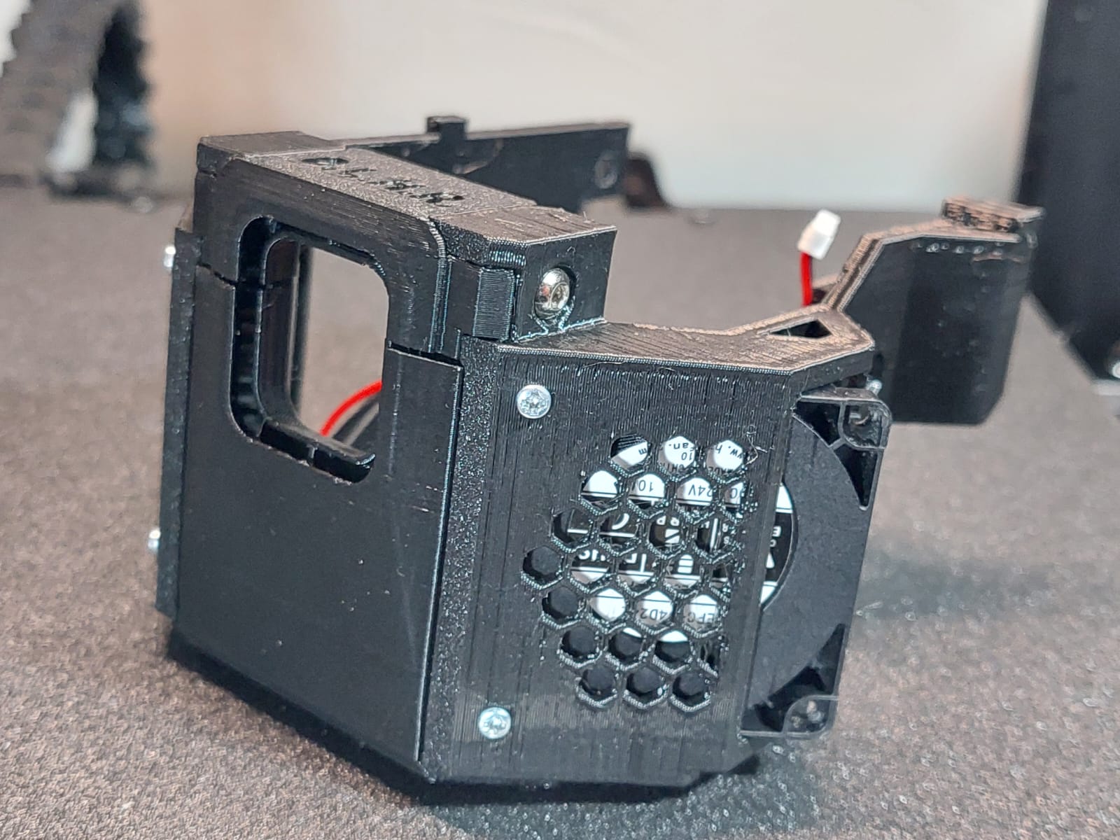 DomLuck's Hot Rod Ender 3 V3 KE Fan Shroud D.L.H.R. by DomLuck